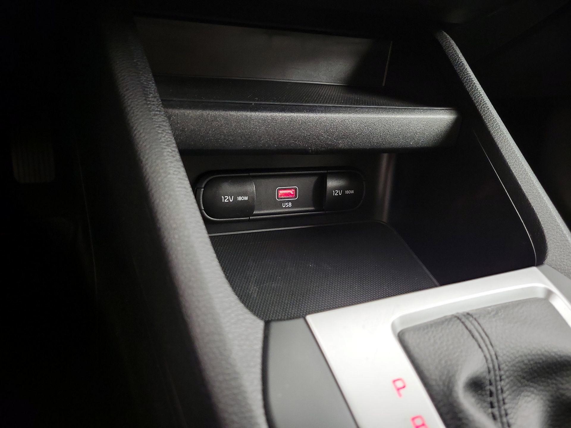 Thumbnail: 2023 Kia Forte - 18