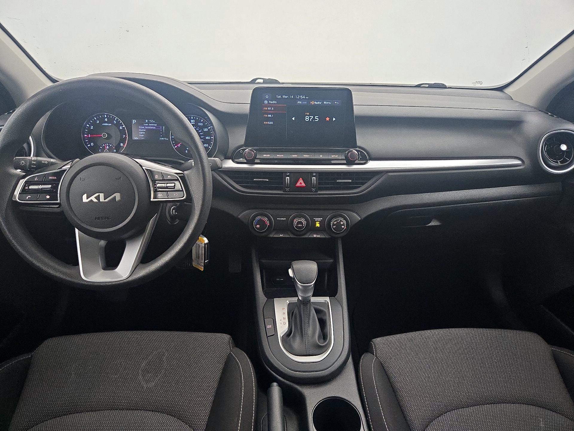 Thumbnail: 2023 Kia Forte - 9