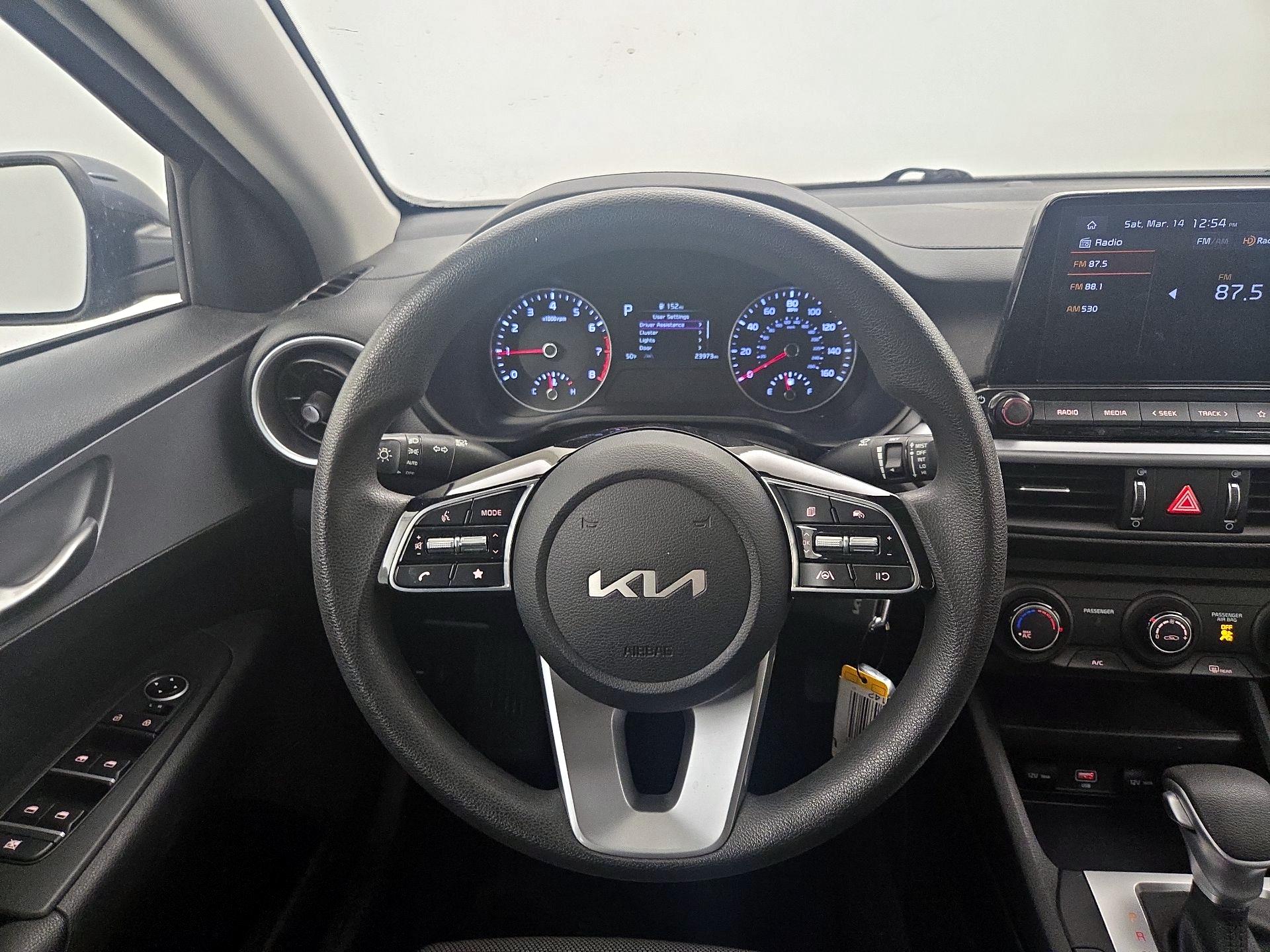 Thumbnail: 2023 Kia Forte - 10