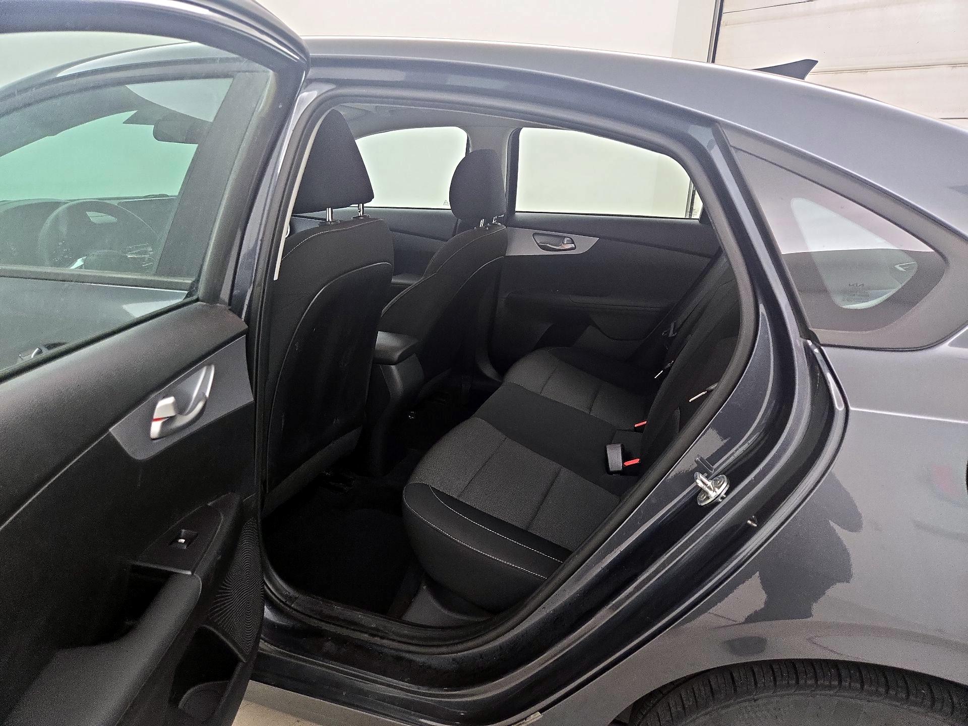 Thumbnail: 2023 Kia Forte - 19