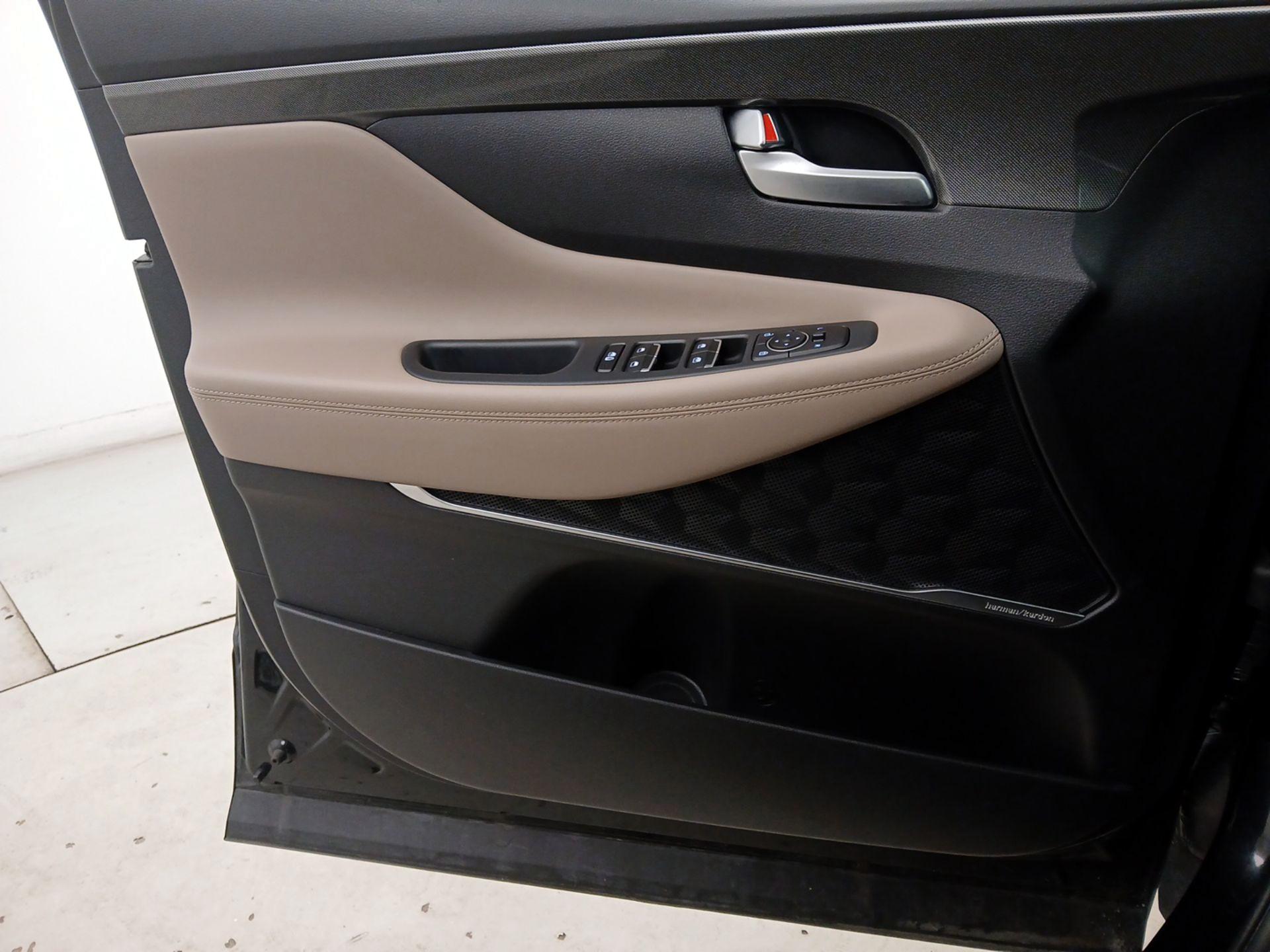 Thumbnail: 2023 Hyundai Santa Fe - 12