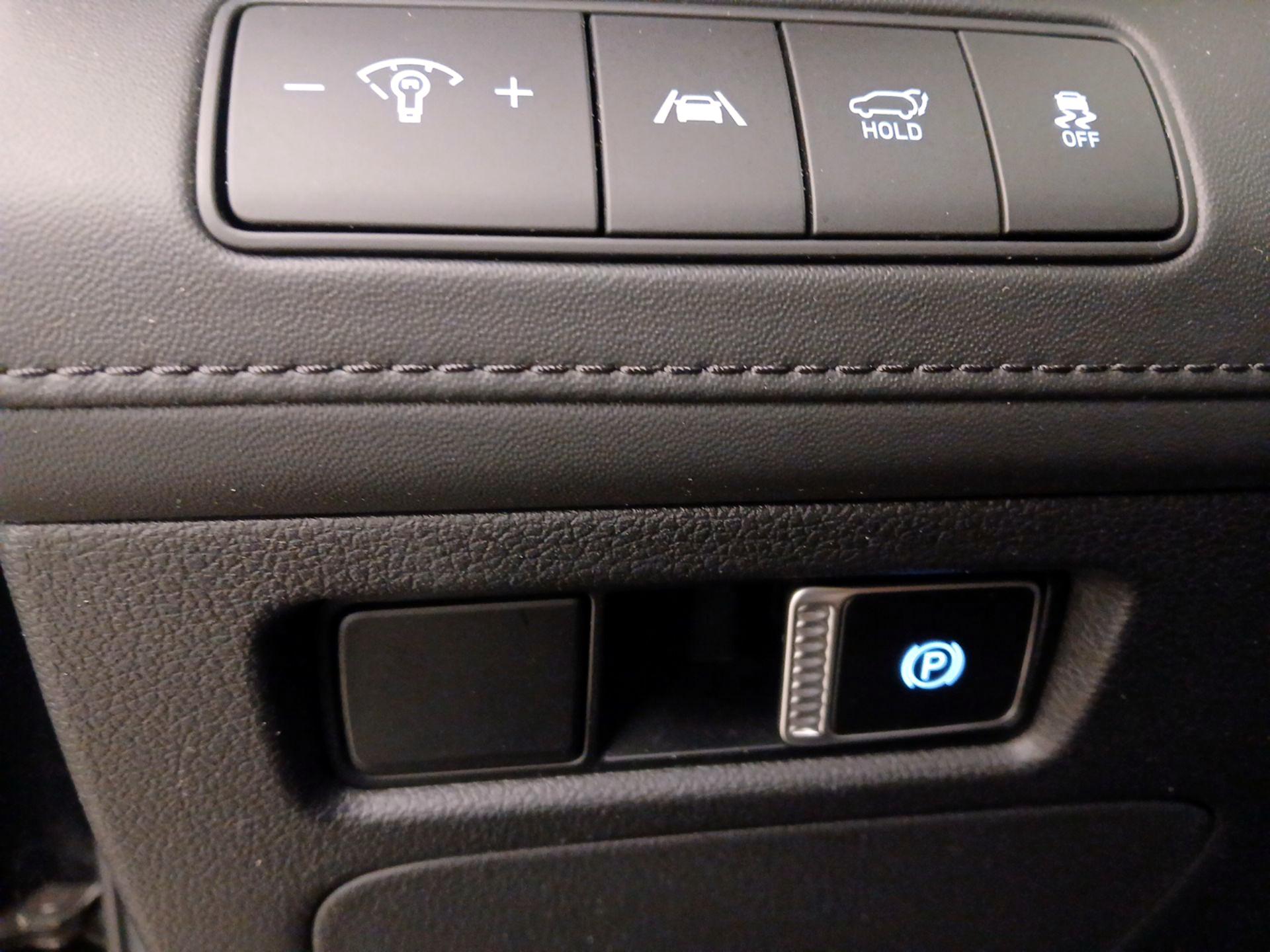 Thumbnail: 2023 Hyundai Santa Fe - 13