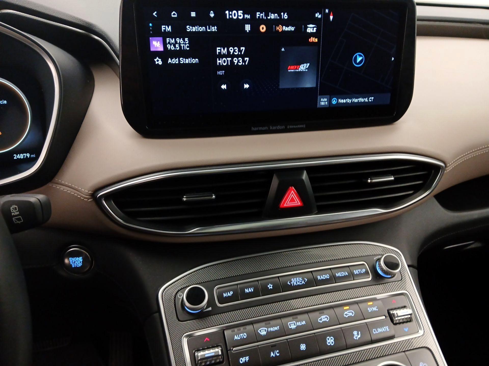 Thumbnail: 2023 Hyundai Santa Fe - 16