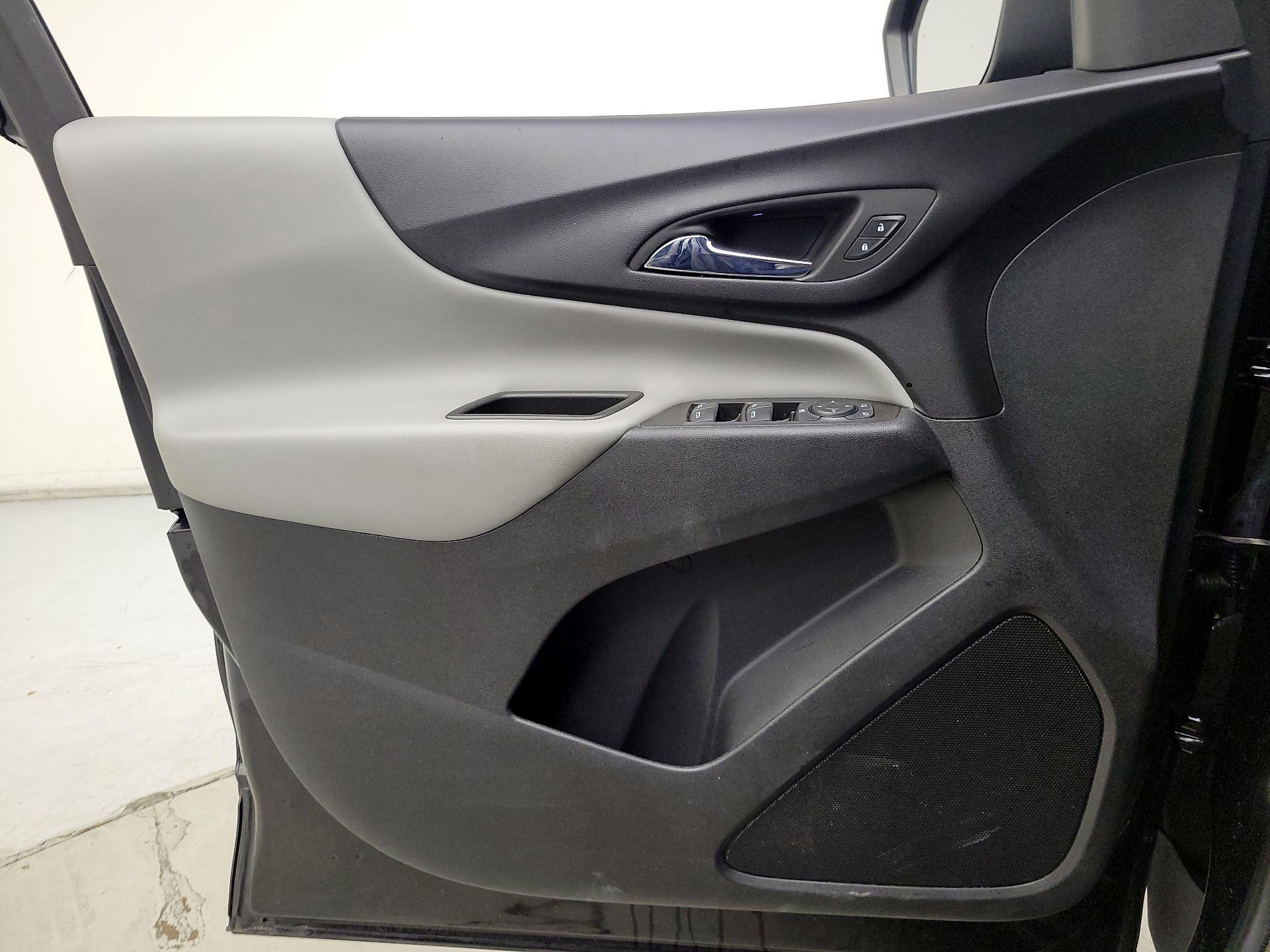 Thumbnail: 2023 Chevrolet Equinox - 12