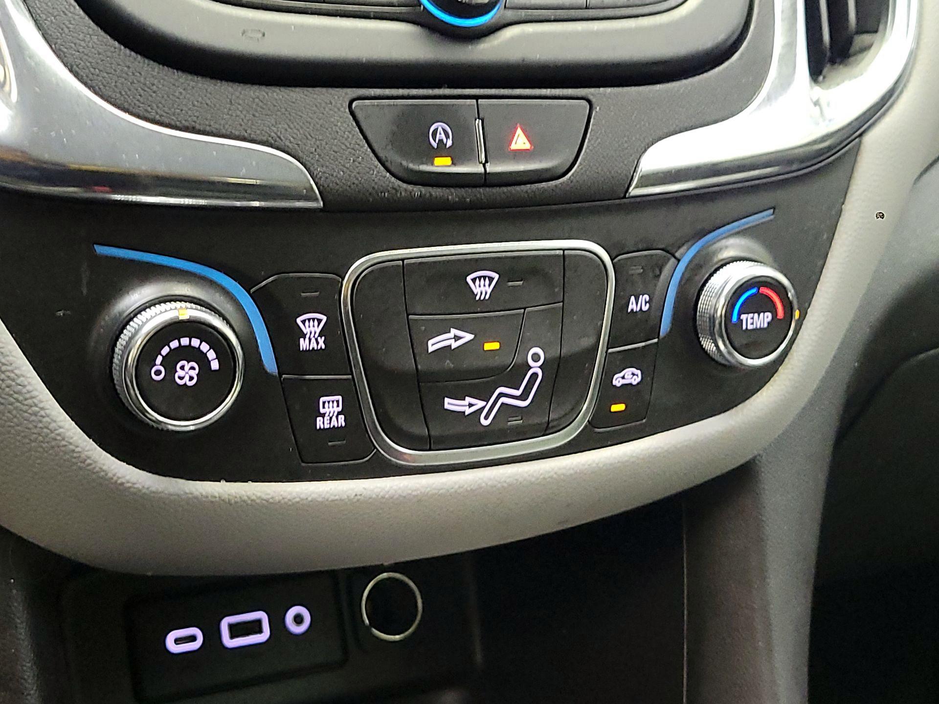 Thumbnail: 2023 Chevrolet Equinox - 16