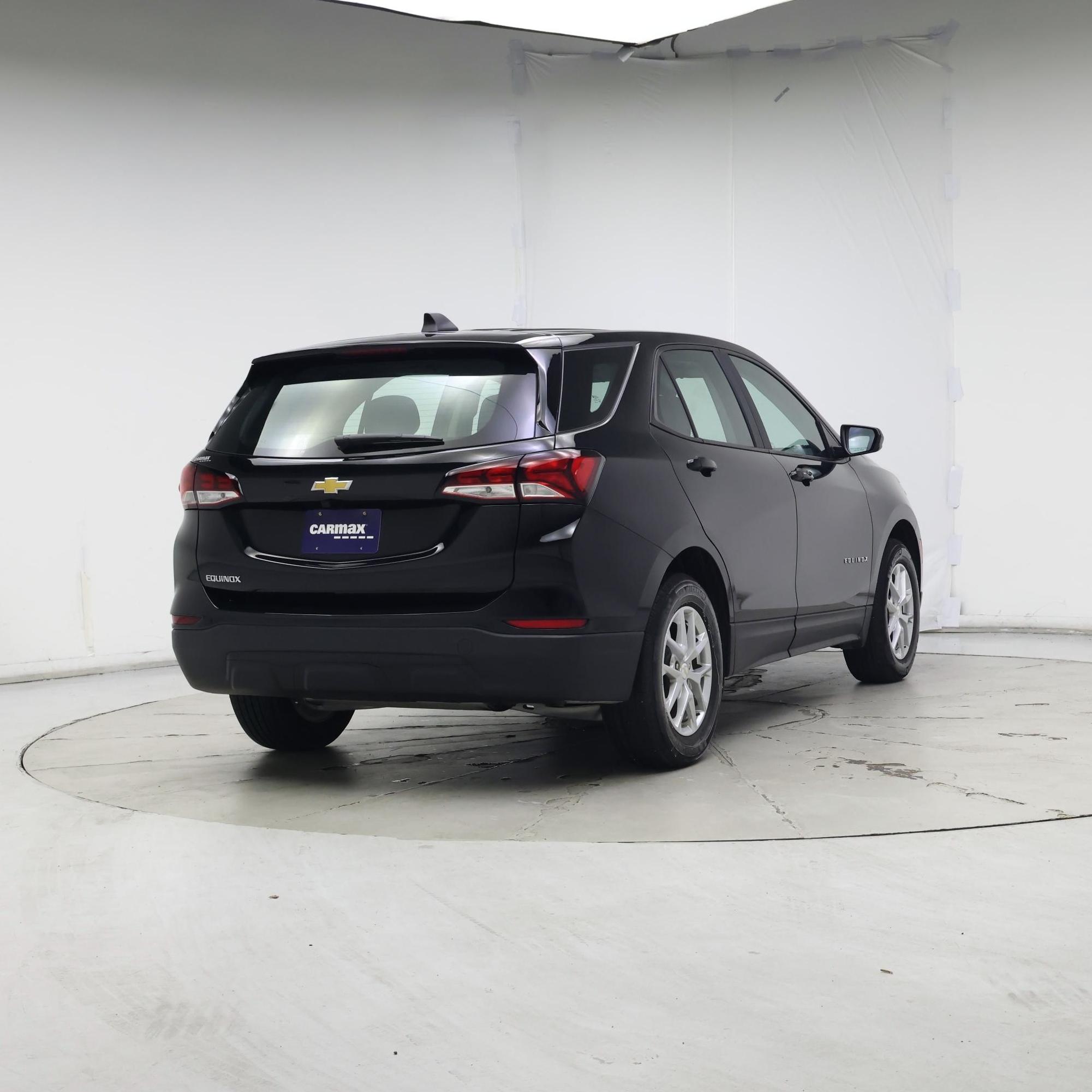 Thumbnail: 2023 Chevrolet Equinox - 8