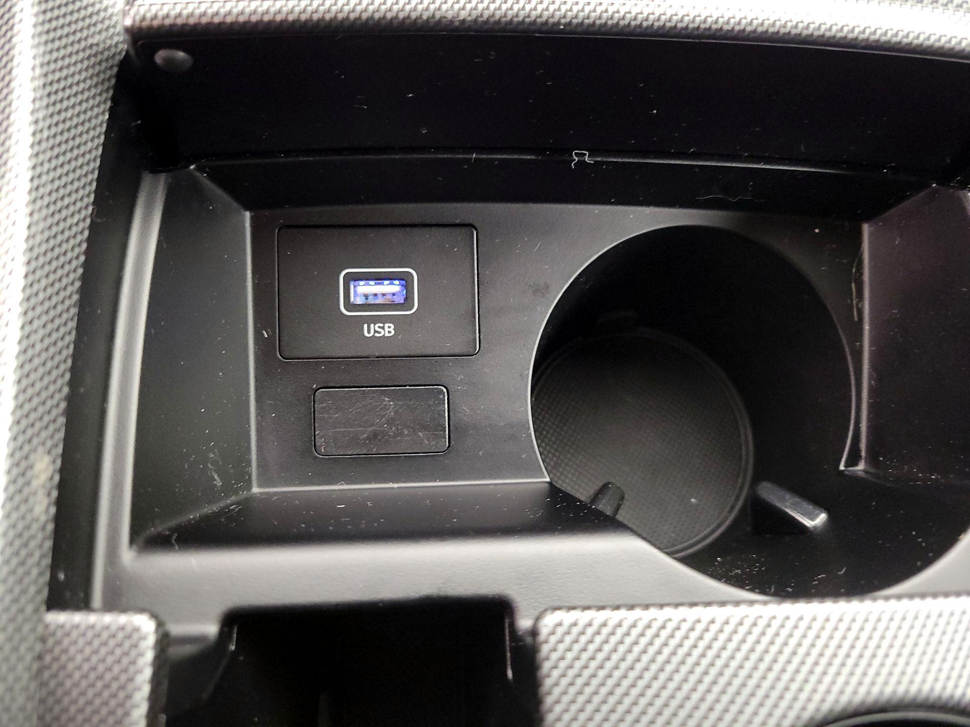 Thumbnail: 2023 Hyundai Santa Fe - 19