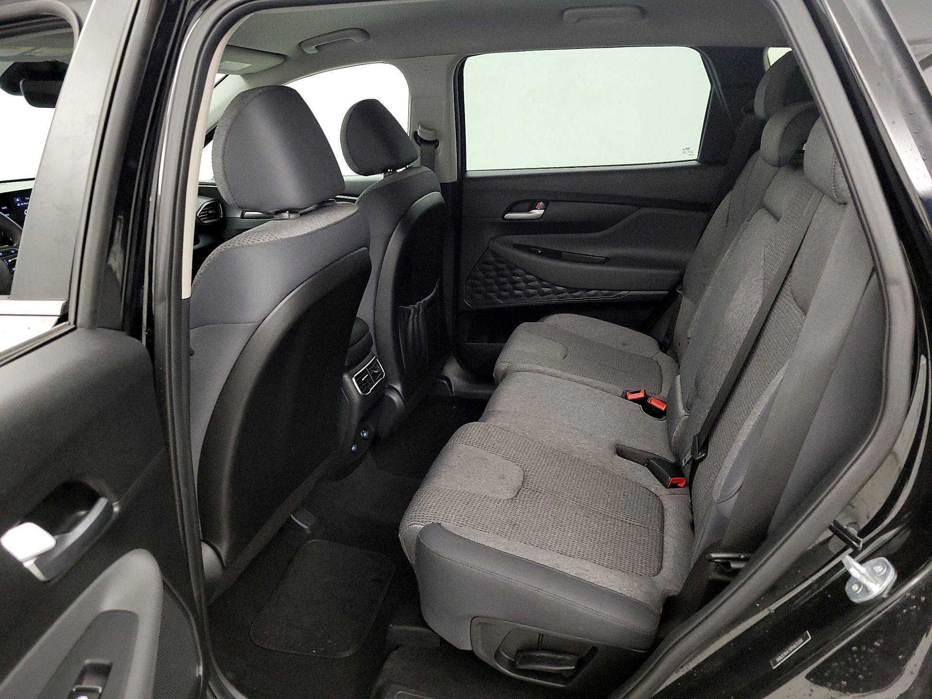 Thumbnail: 2023 Hyundai Santa Fe - 20