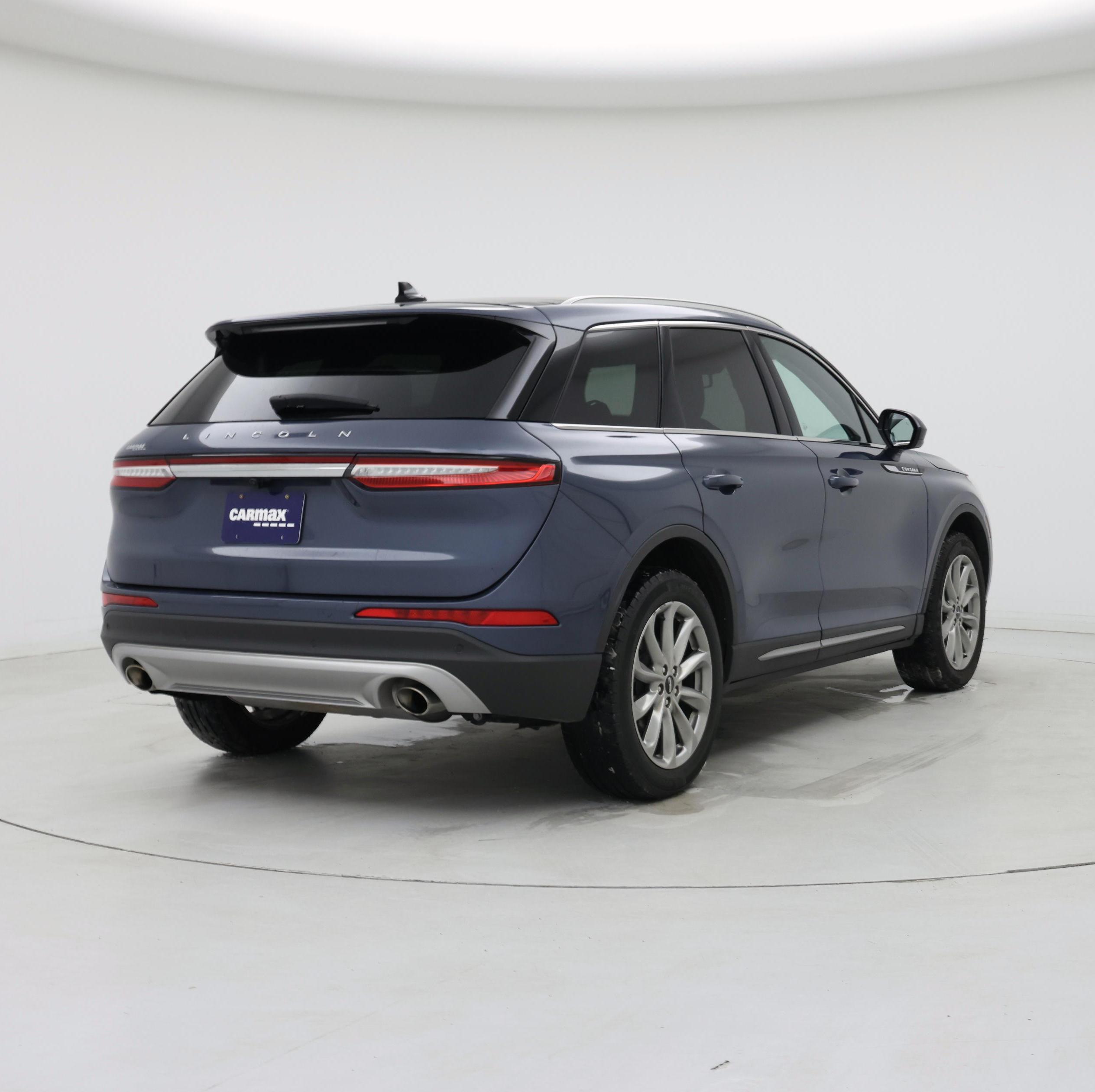 Thumbnail: 2022 Lincoln Corsair - 8