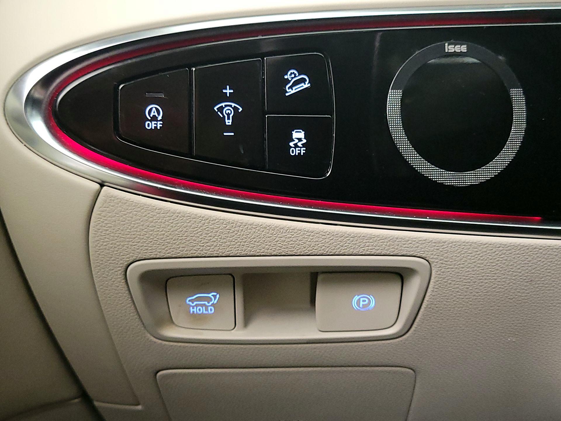 Thumbnail: 2023 Genesis GV70 - 13