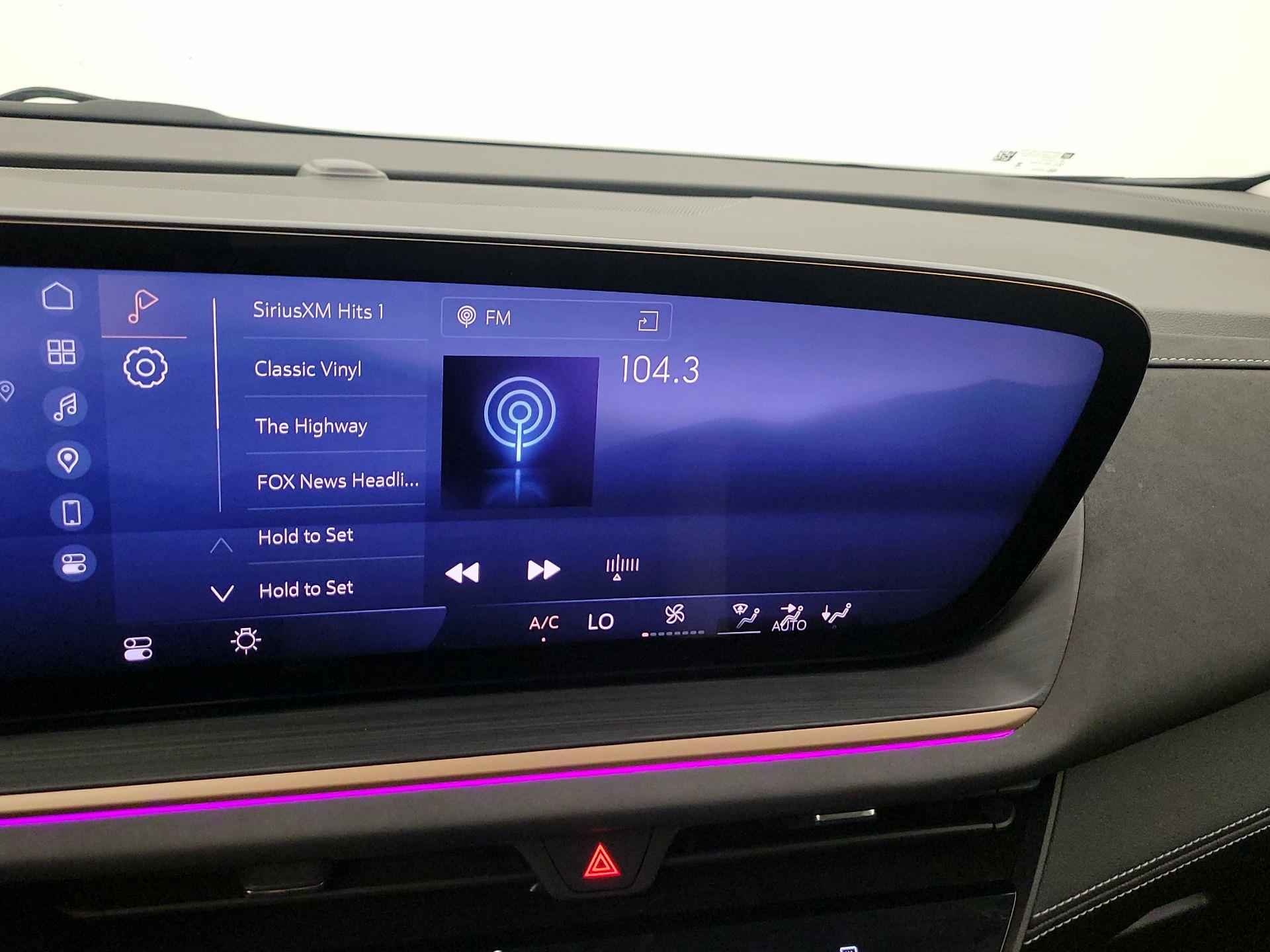 Thumbnail: 2025 Buick Envision - 16