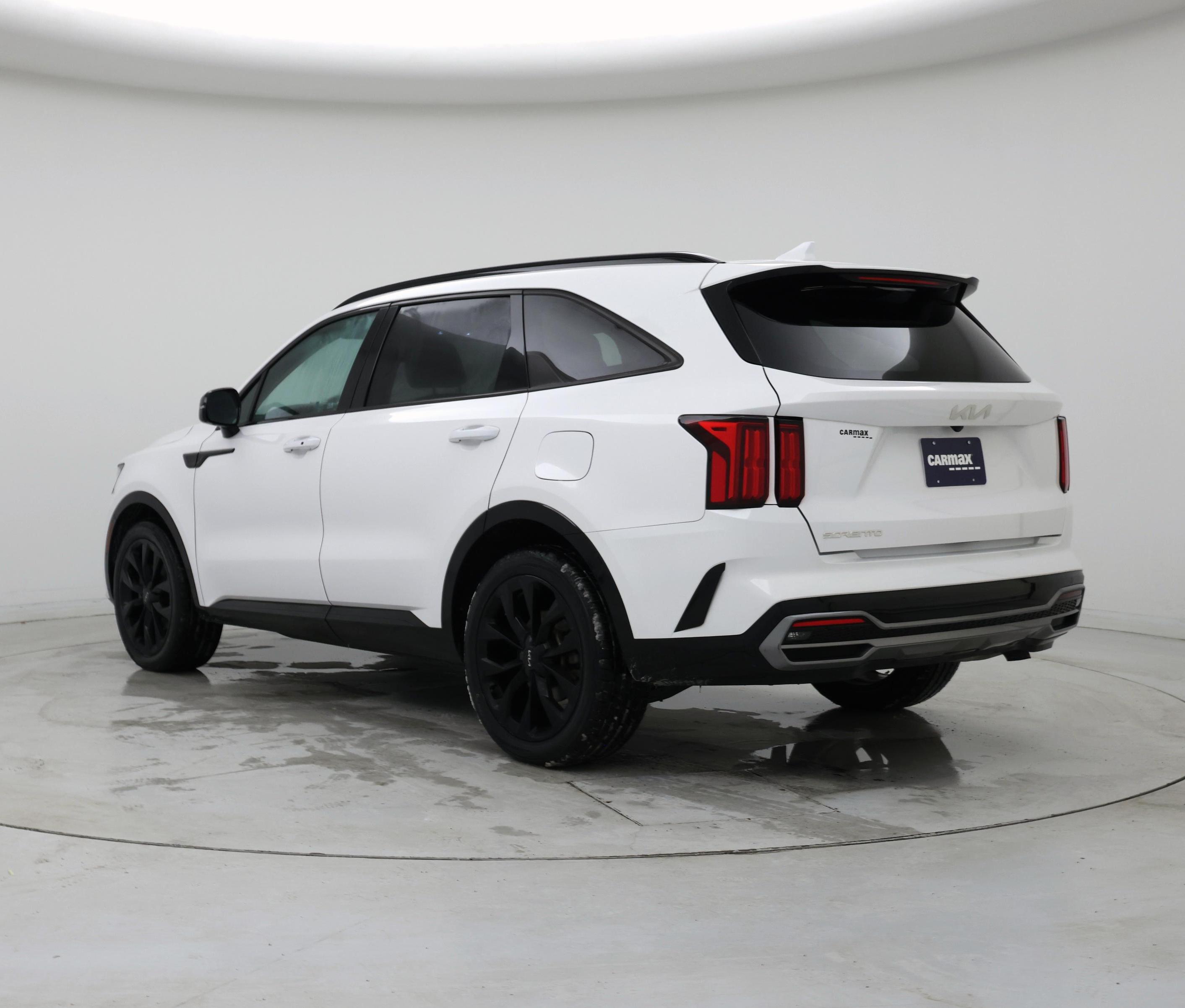 Thumbnail: 2023 Kia Sorento - 2