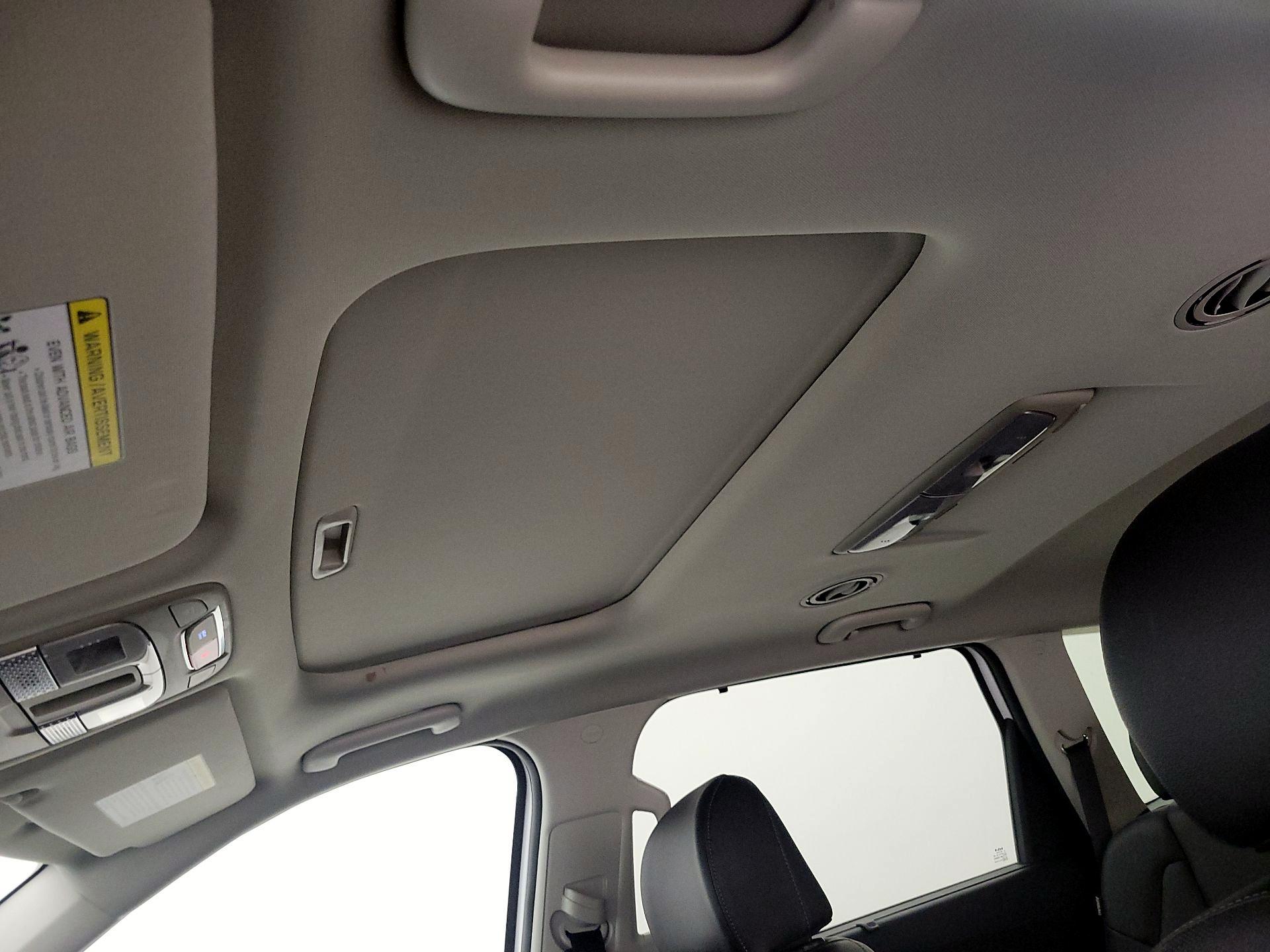 Thumbnail: 2023 Kia Telluride - 19