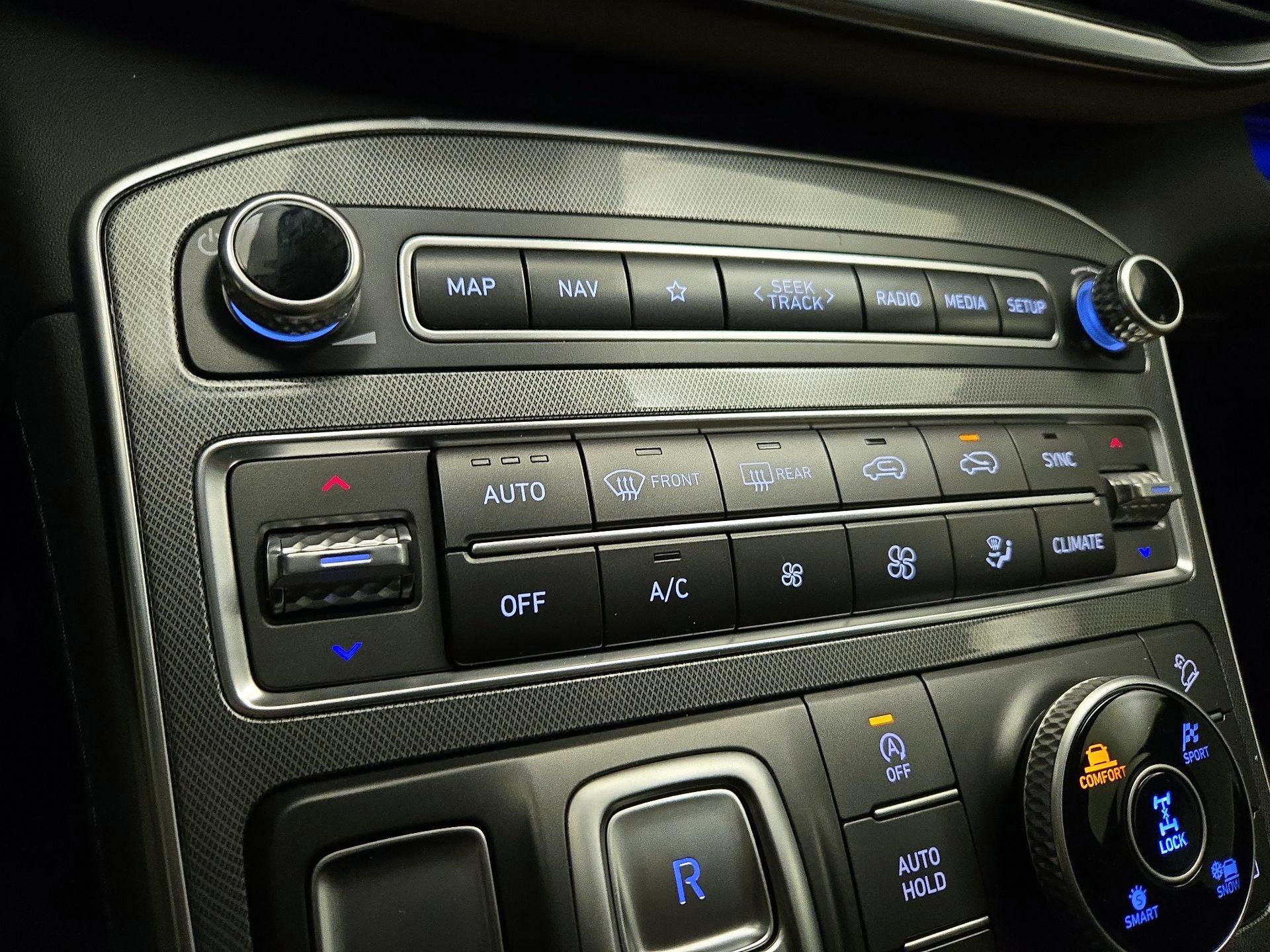 Thumbnail: 2023 Hyundai Santa Fe - 17