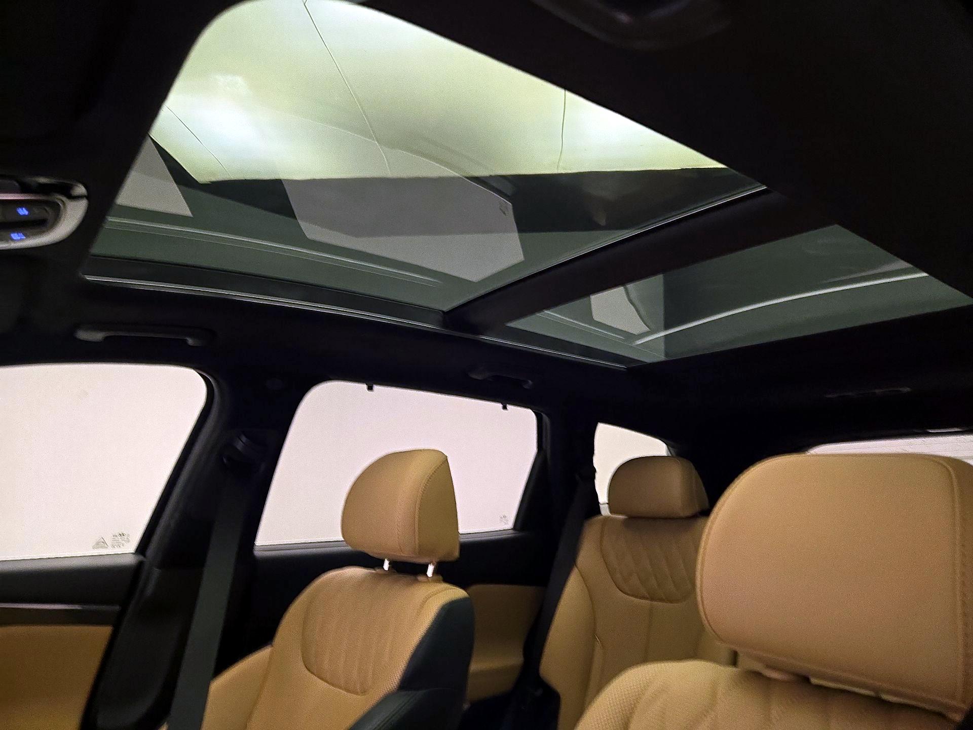 Thumbnail: 2023 Hyundai Santa Fe - 20