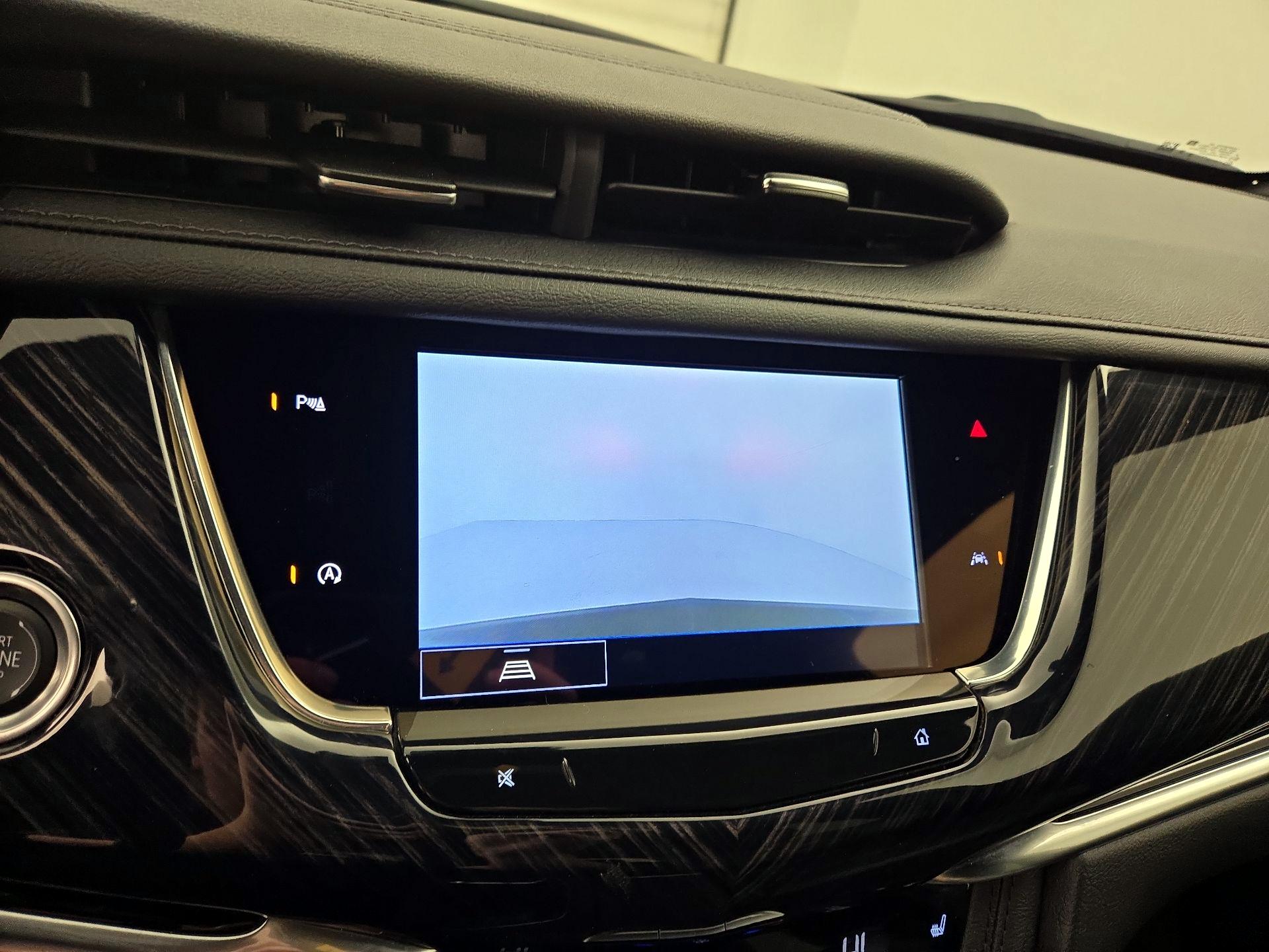 Thumbnail: 2025 Cadillac XT6 - 15