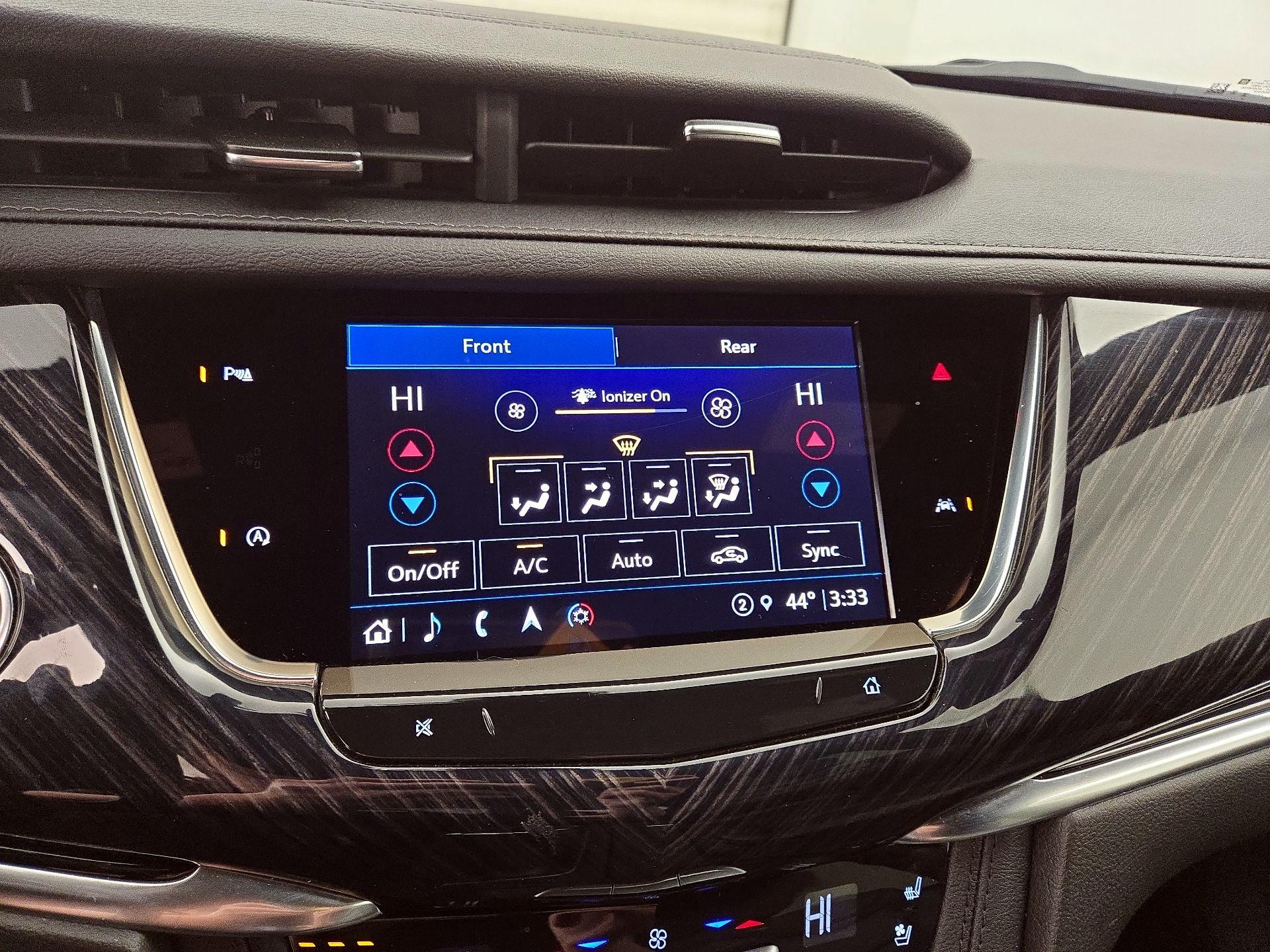 Thumbnail: 2025 Cadillac XT6 - 17