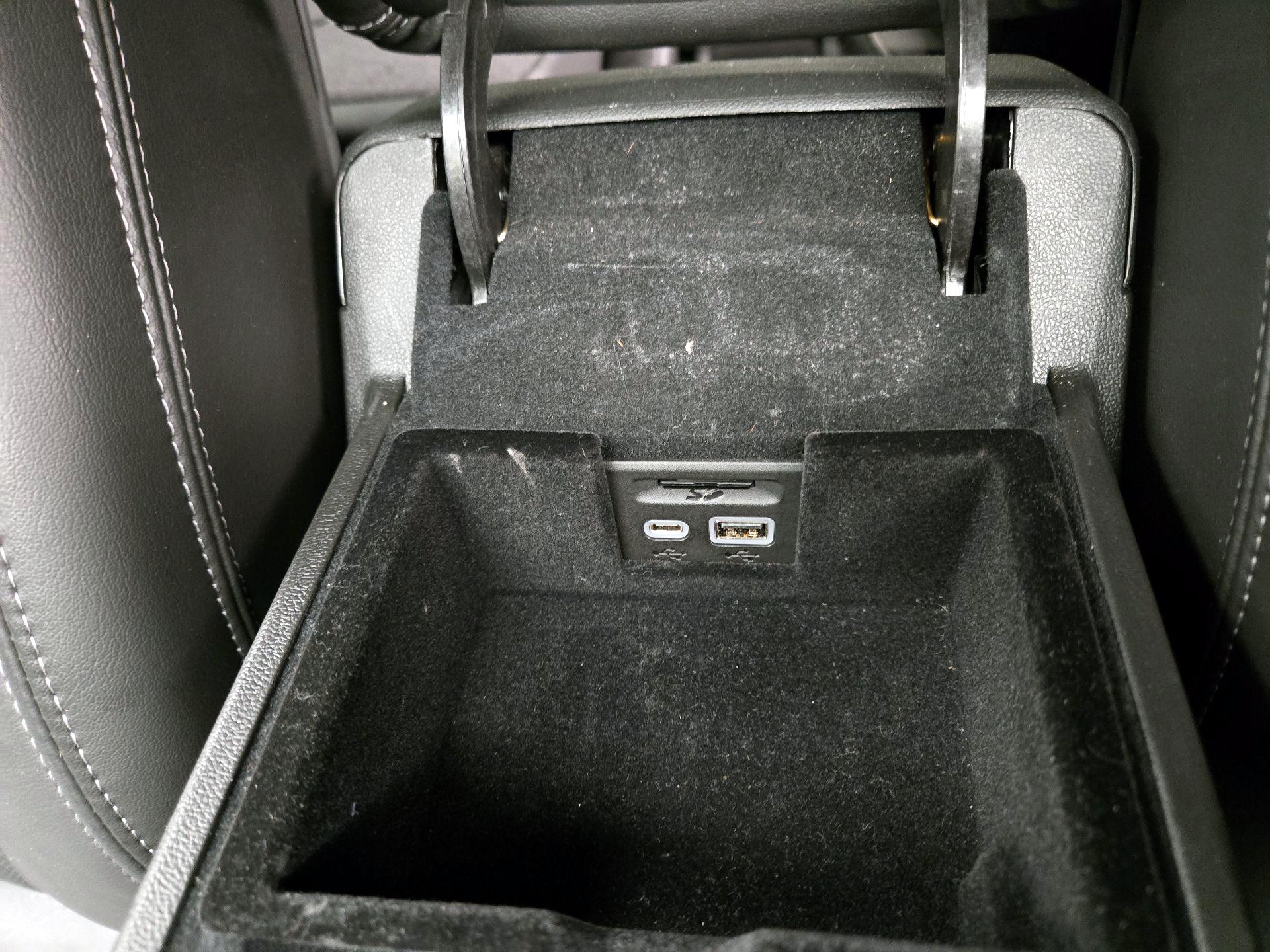 Thumbnail: 2025 Cadillac XT6 - 19