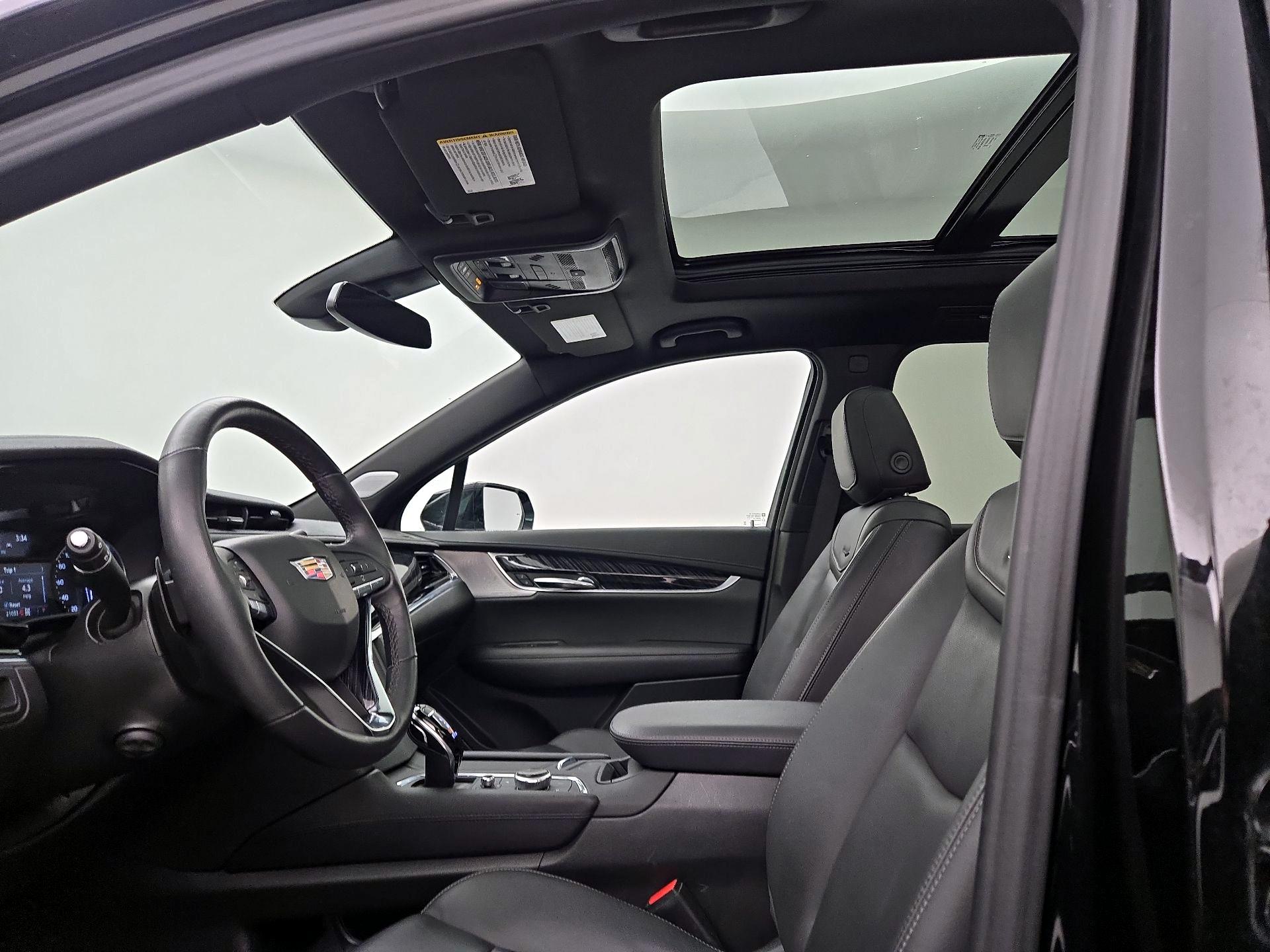 Thumbnail: 2025 Cadillac XT6 - 20