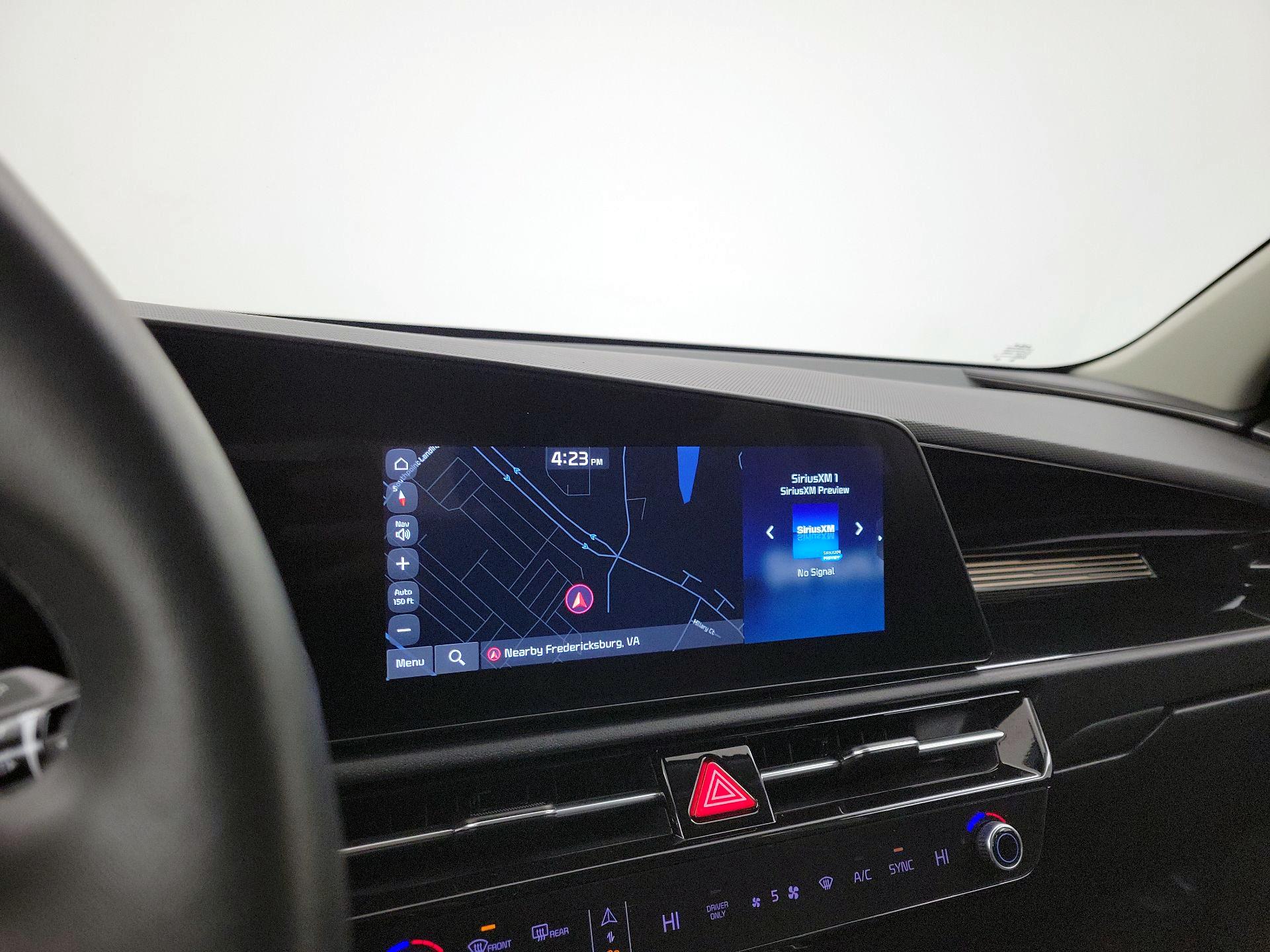 Thumbnail: 2023 Kia Niro - 14