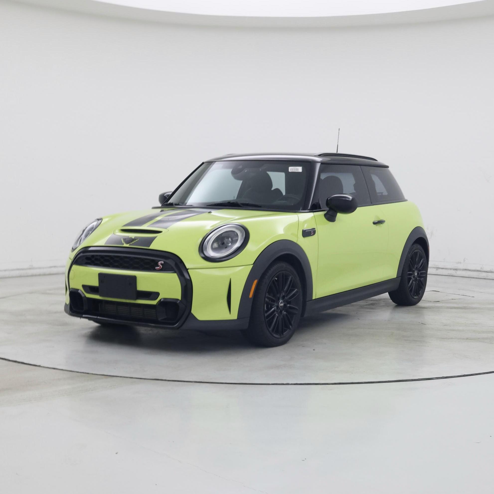 Thumbnail: 2023 MINI Cooper Hardtop - 4