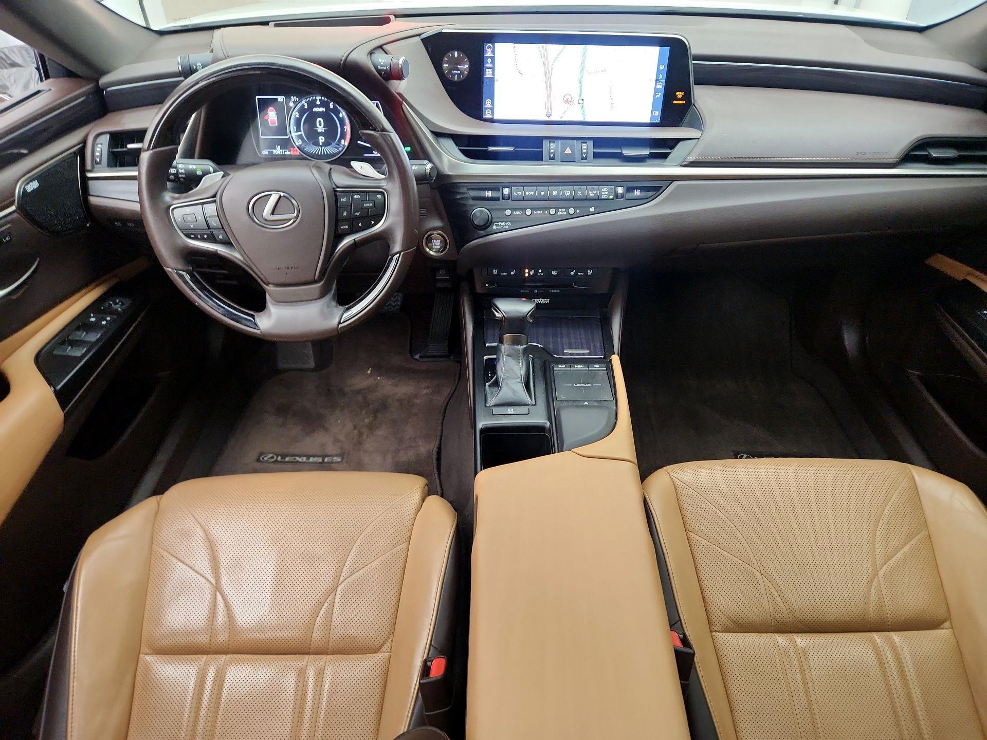 Thumbnail: 2019 Lexus ES - 9