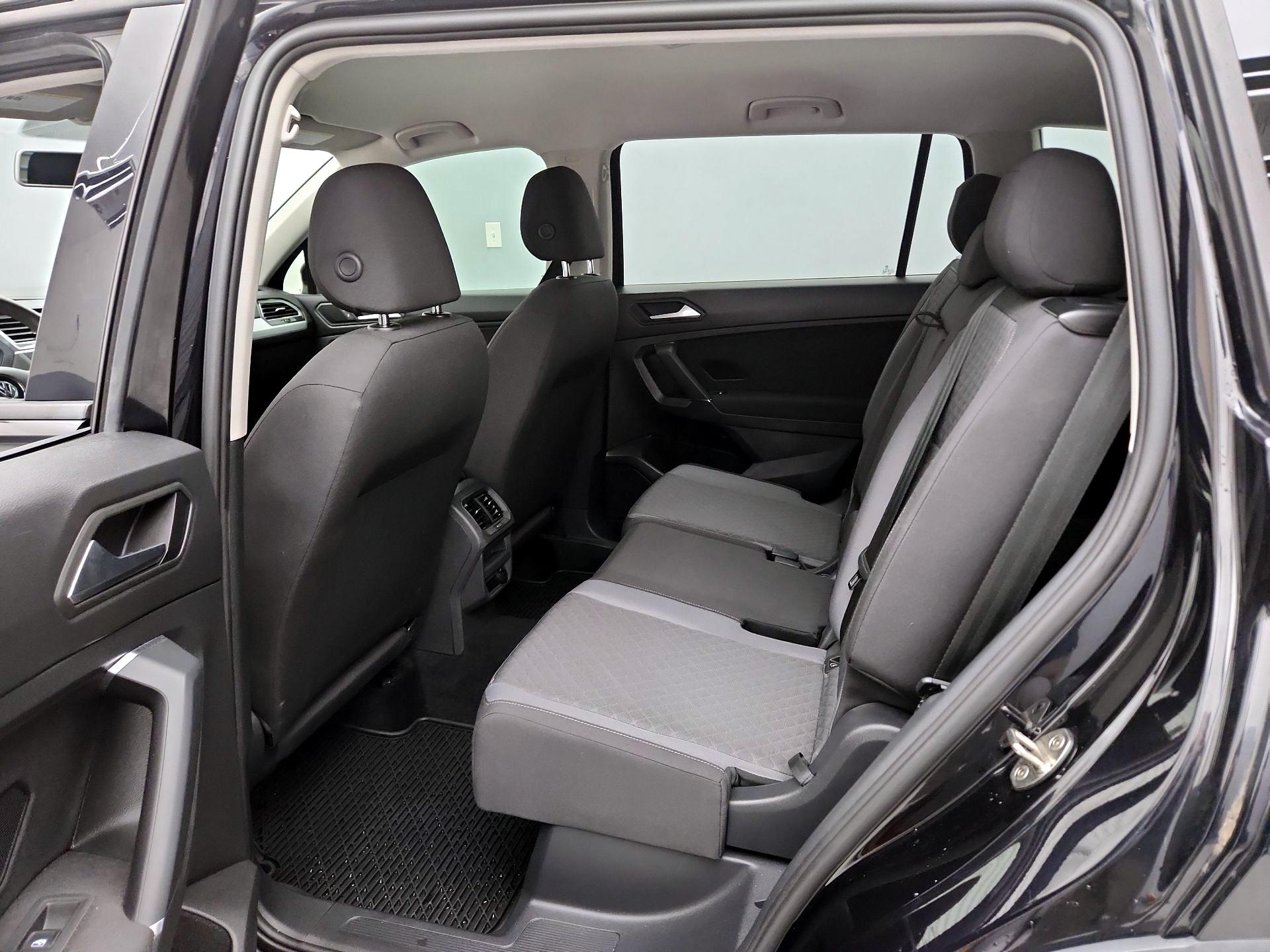 Thumbnail: 2020 Volkswagen Tiguan - 19
