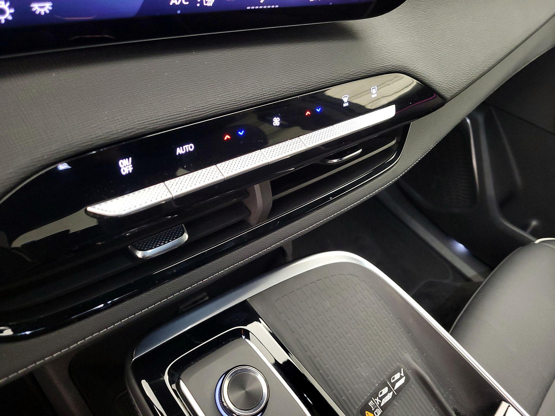 Thumbnail: 2025 Buick Enclave - 16