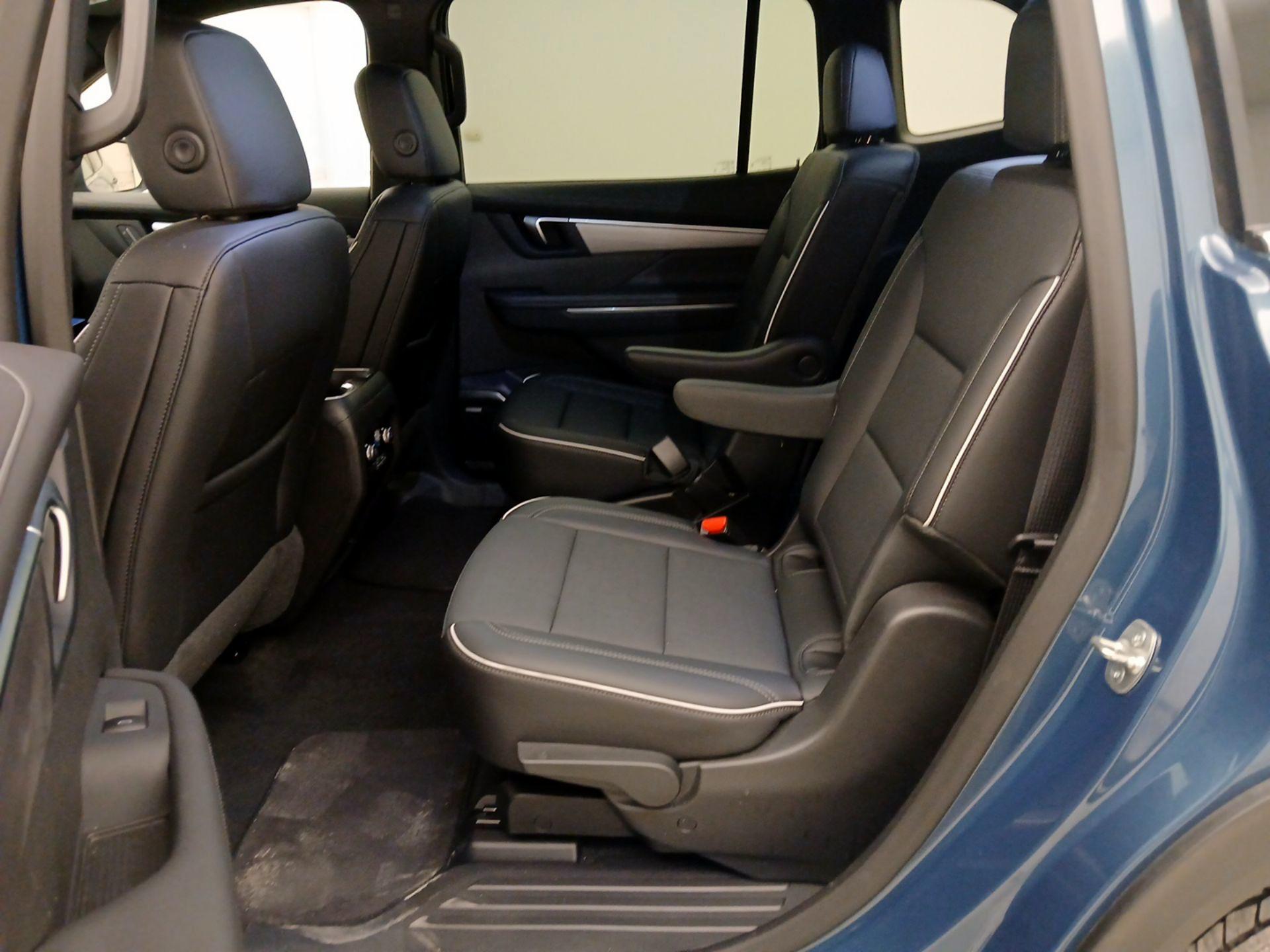 Thumbnail: 2025 Buick Enclave - 19