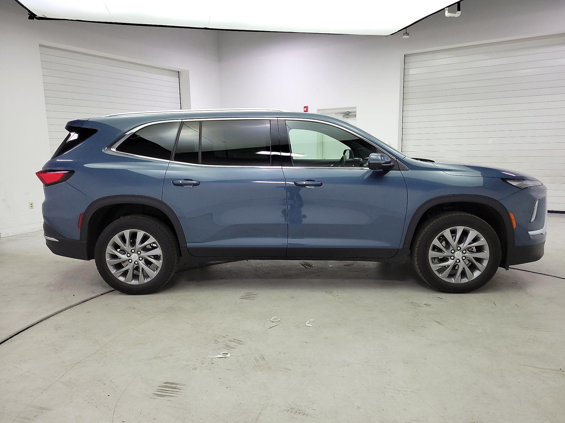 Thumbnail: 2025 Buick Enclave - 4