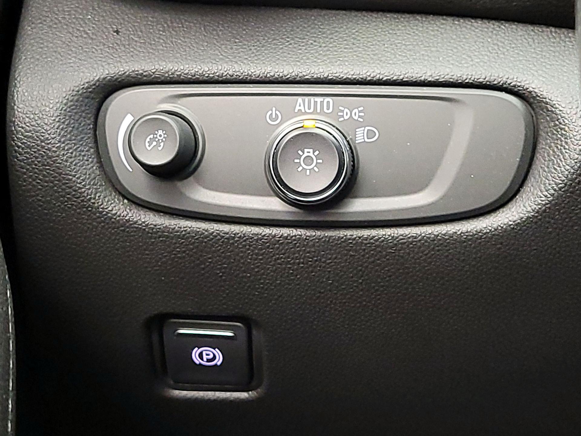 Thumbnail: 2022 Chevrolet Blazer - 13