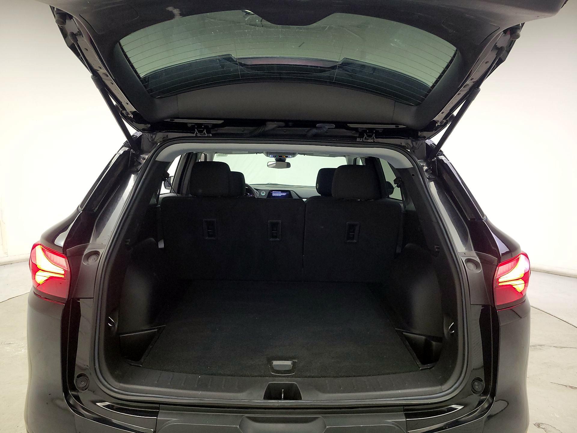 Thumbnail: 2022 Chevrolet Blazer - 20