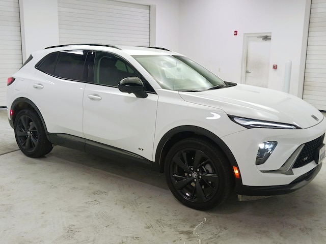 White 2025 Buick Envision Sport Touring AWD SUV / Crossover All-Wheel Drive Automatic