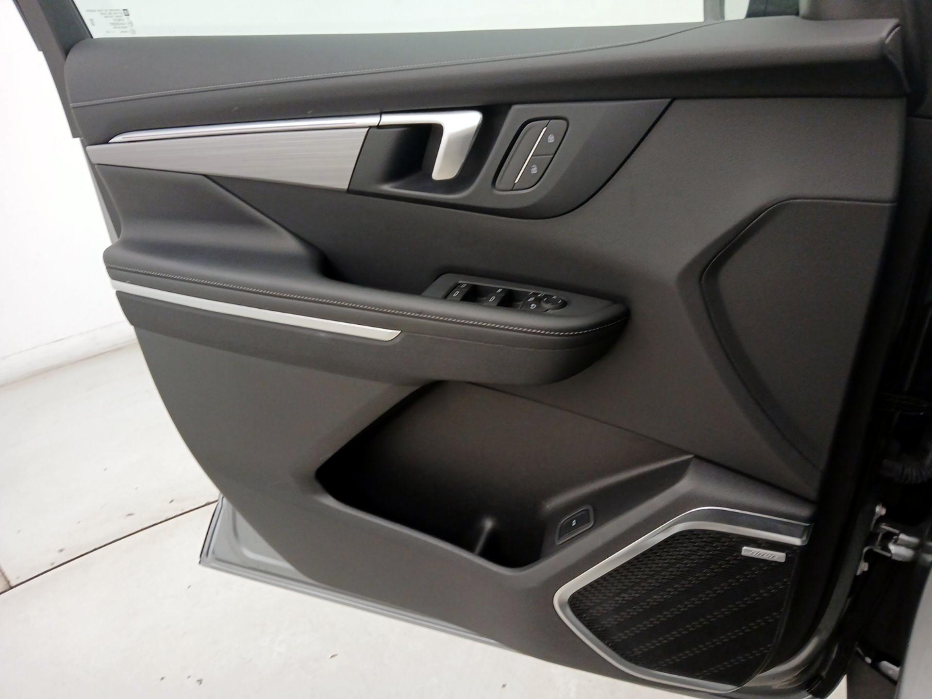 Thumbnail: 2025 Buick Enclave - 12