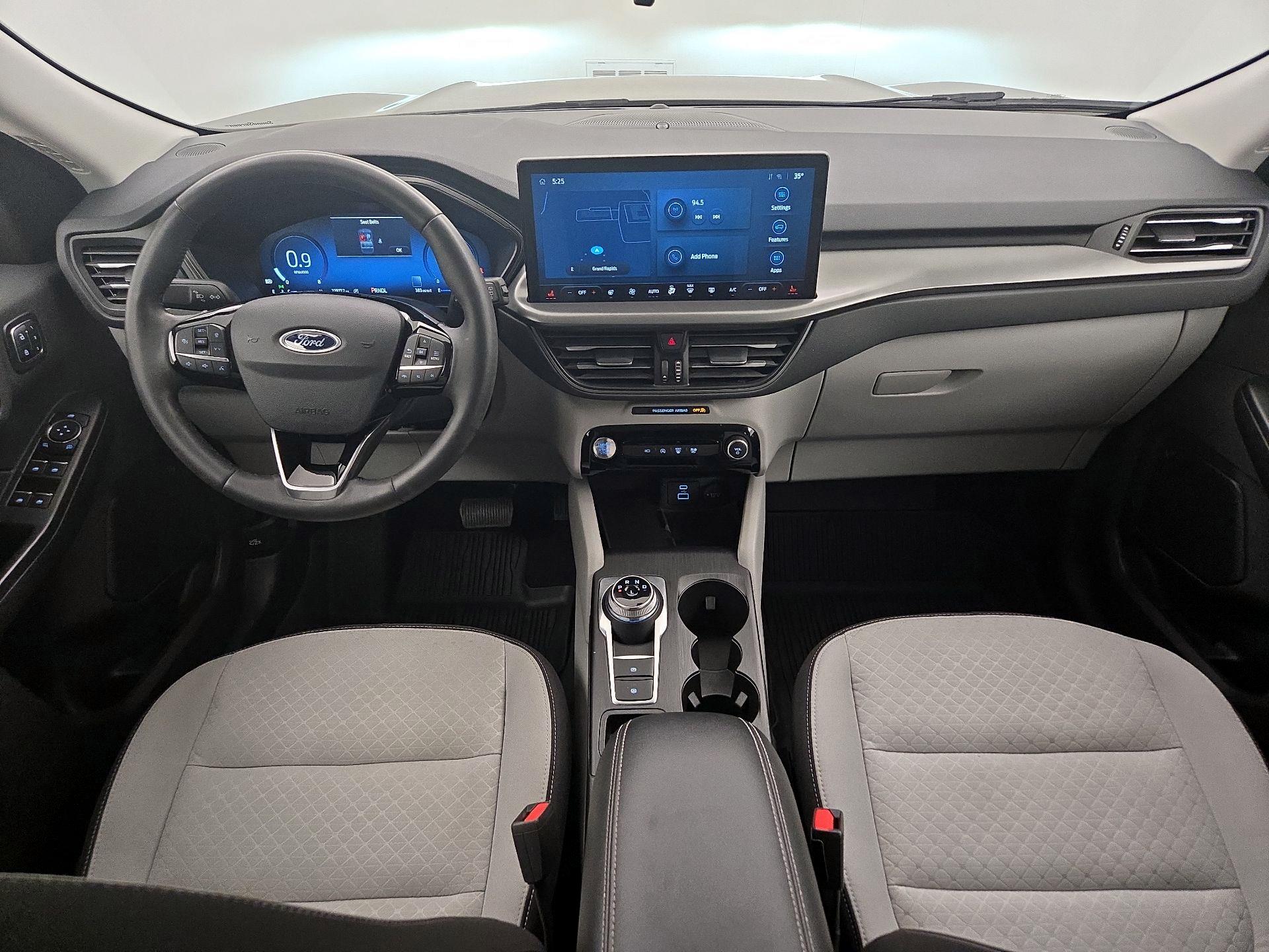 Thumbnail: 2023 Ford Escape - 9