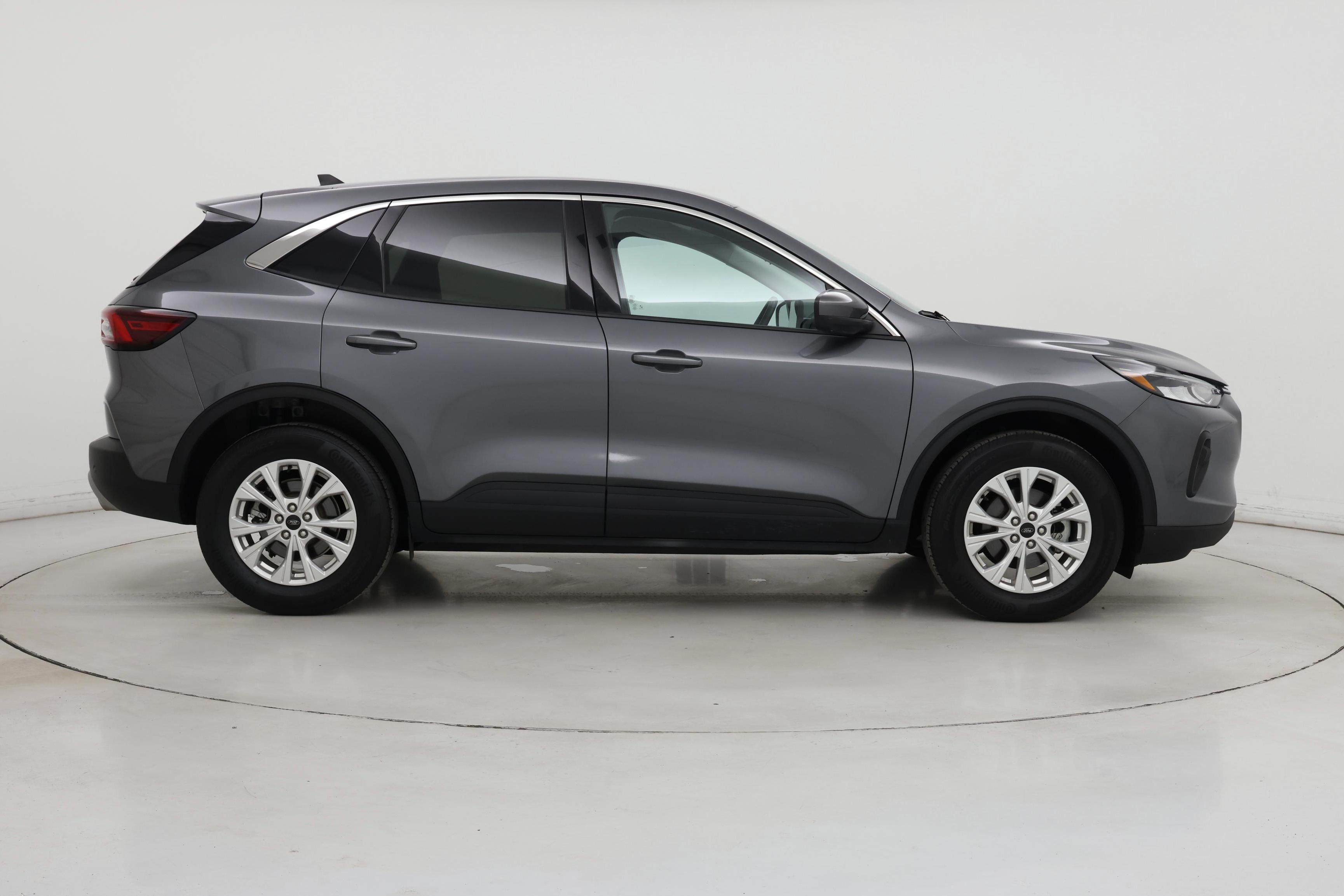 Thumbnail: 2023 Ford Escape - 7