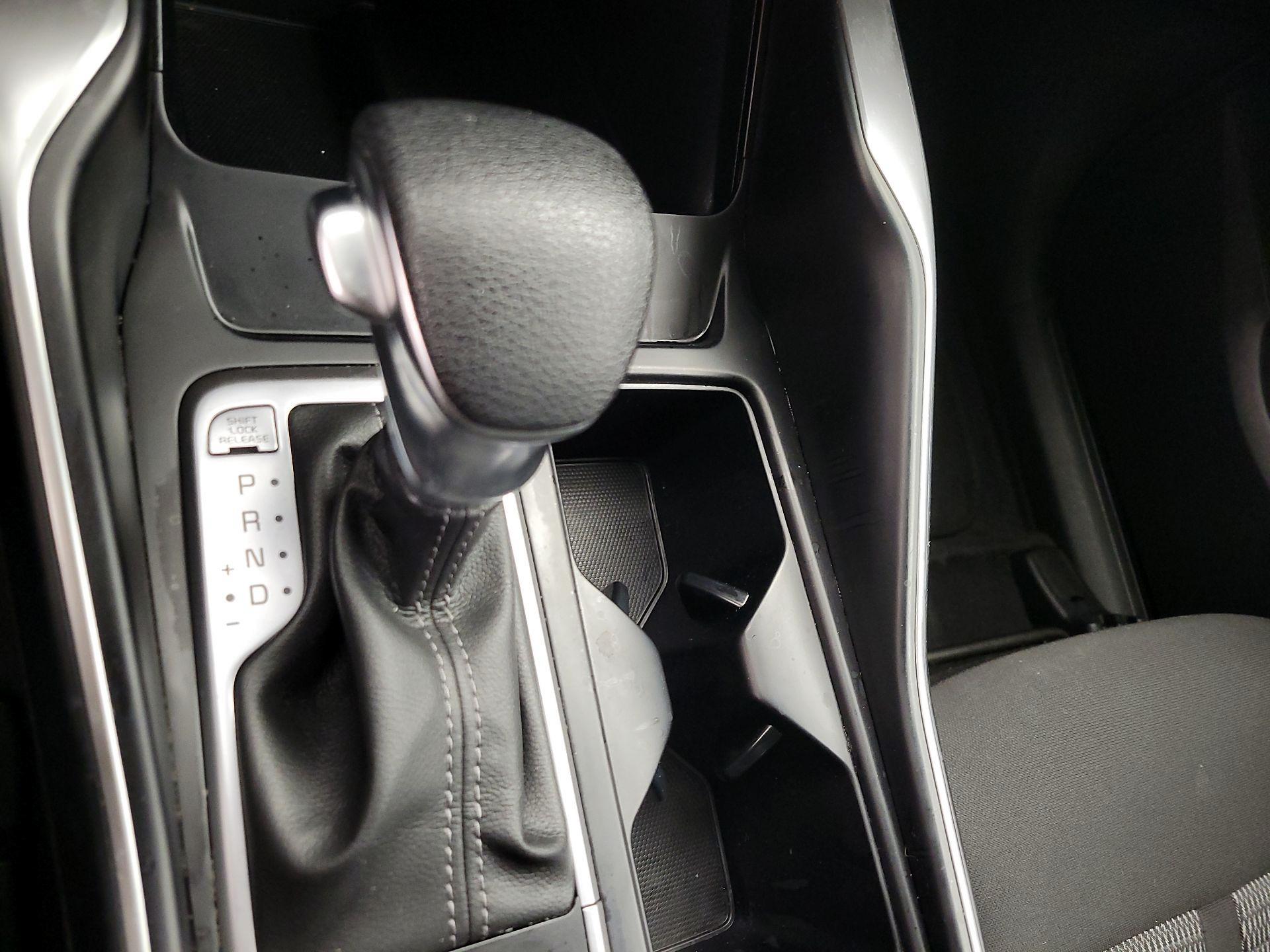 Thumbnail: 2023 Kia Sorento - 17