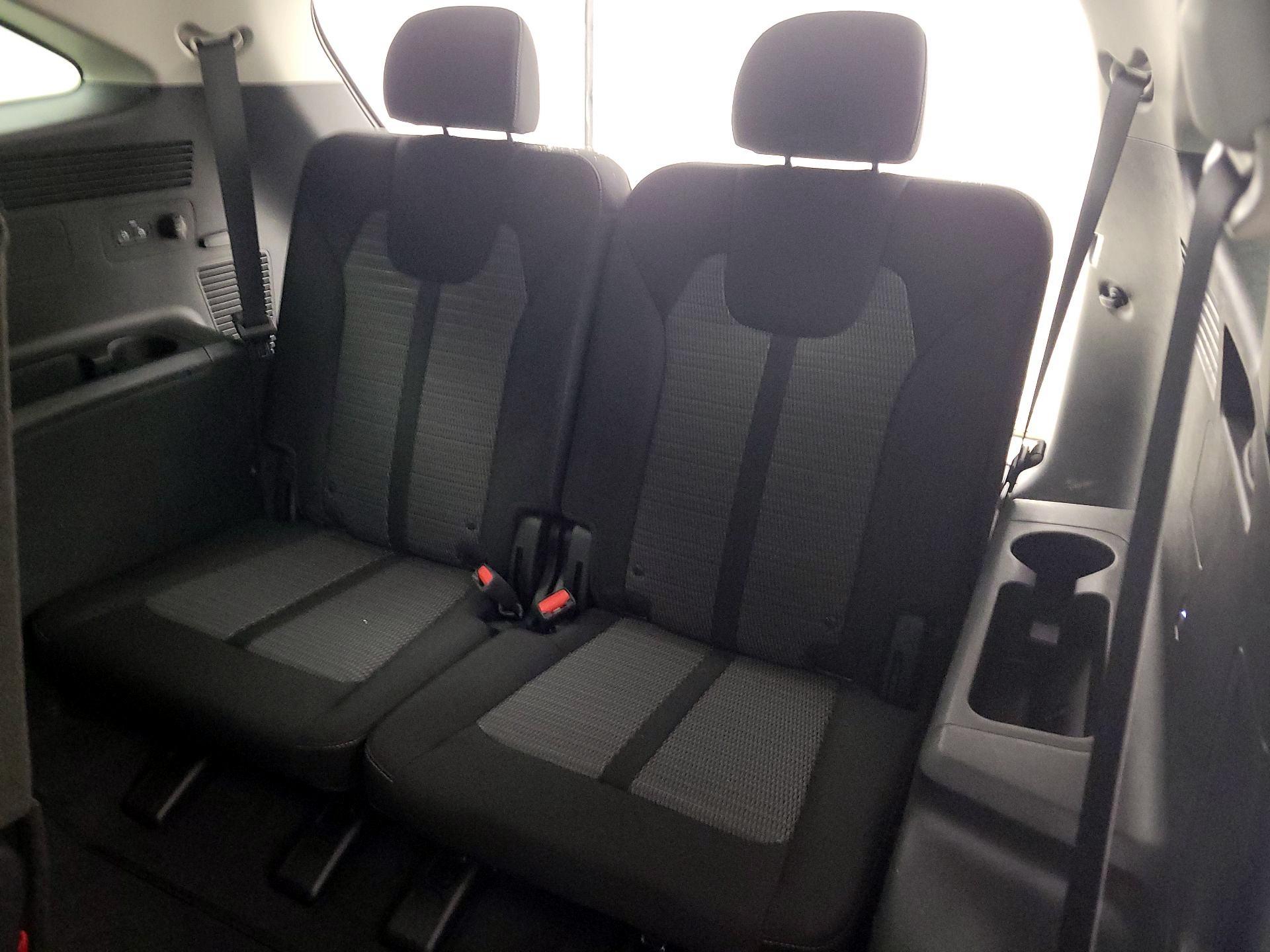 Thumbnail: 2023 Kia Sorento - 20