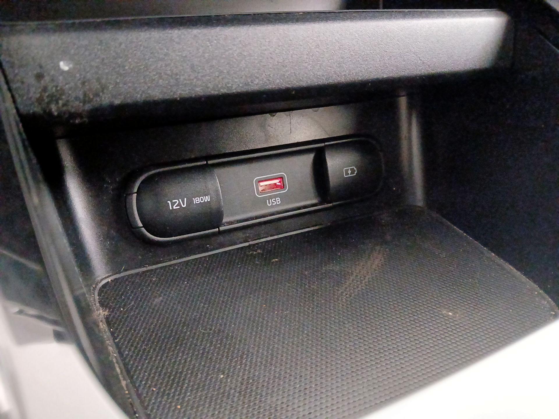 Thumbnail: 2023 Kia Forte - 19