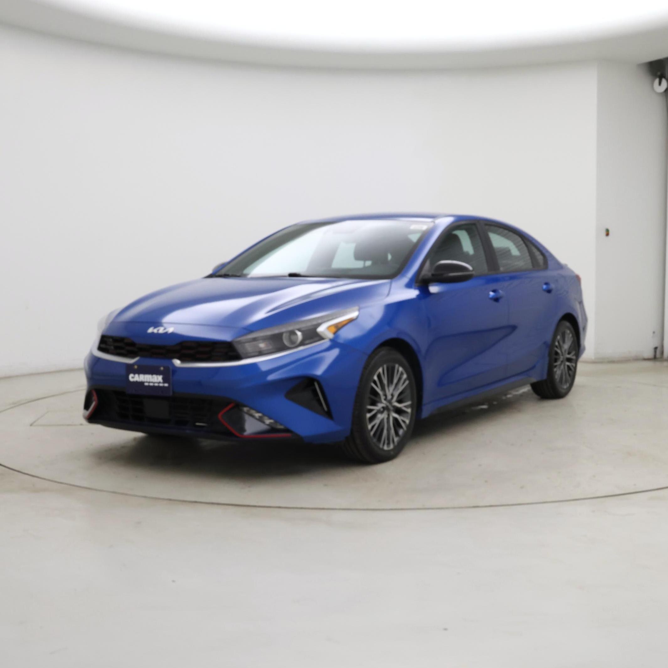 Thumbnail: 2023 Kia Forte - 4