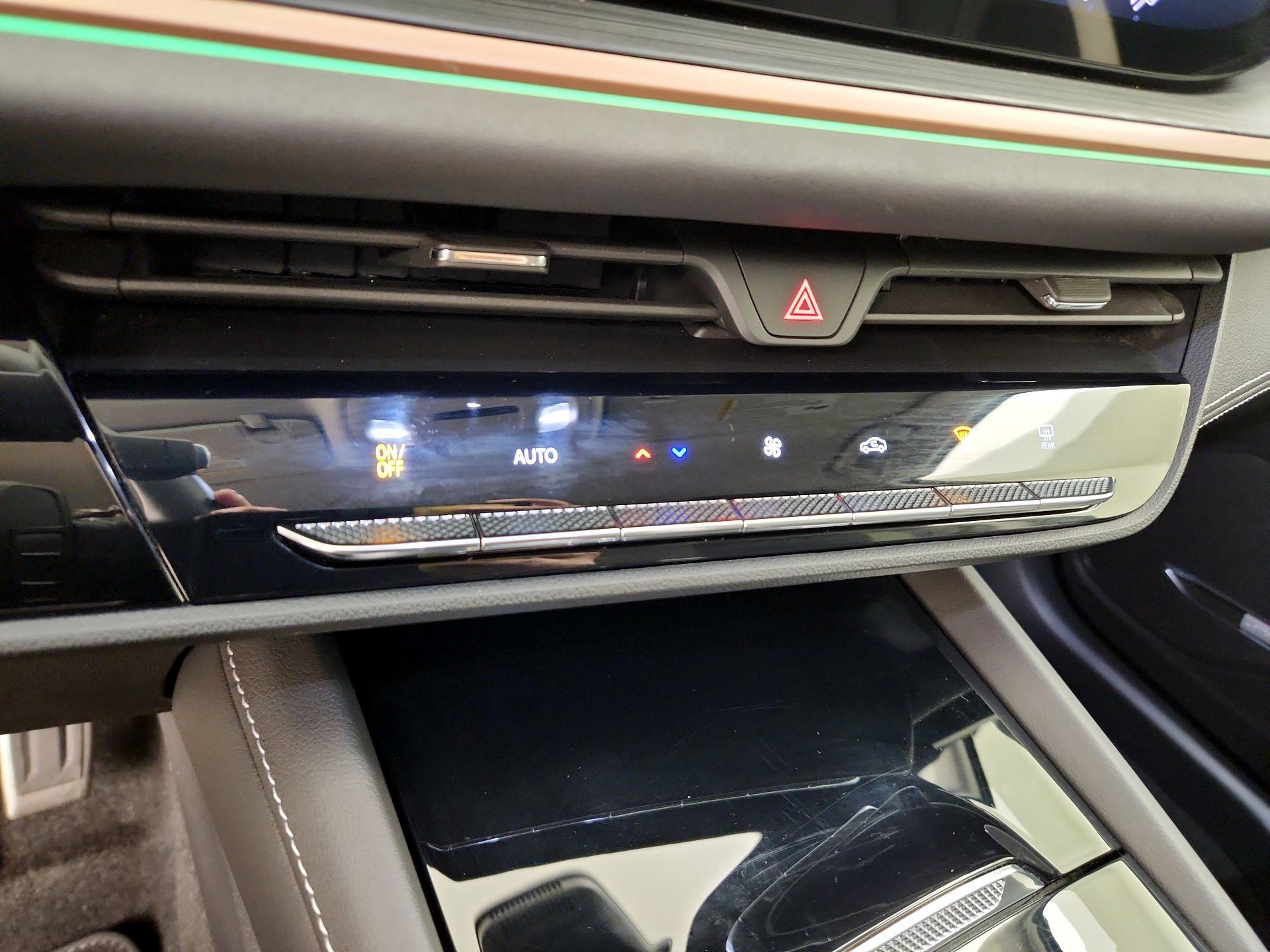 Thumbnail: 2025 Buick Envision - 16