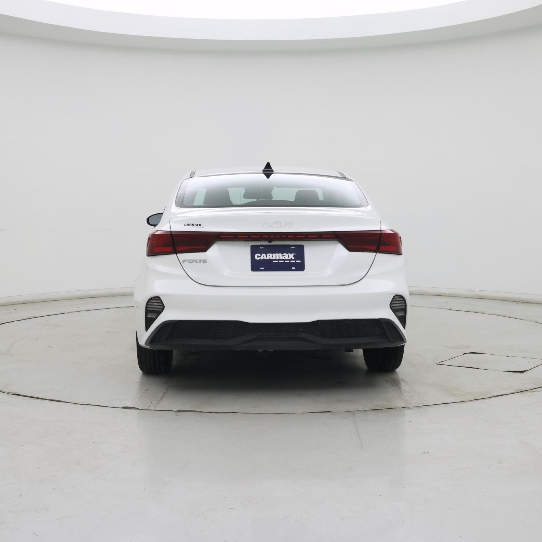 Thumbnail: 2023 Kia Forte - 6