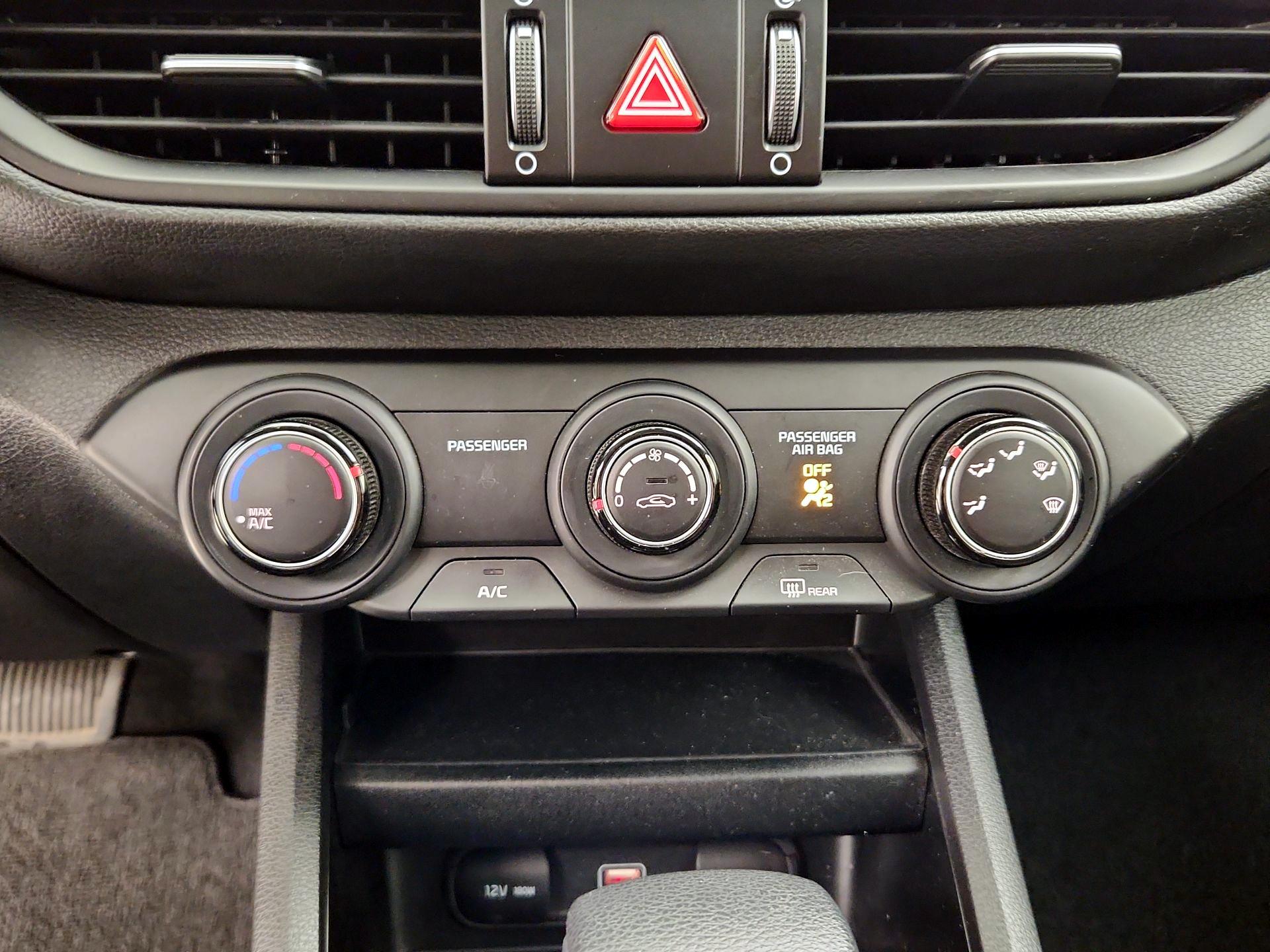 Thumbnail: 2023 Kia Forte - 16