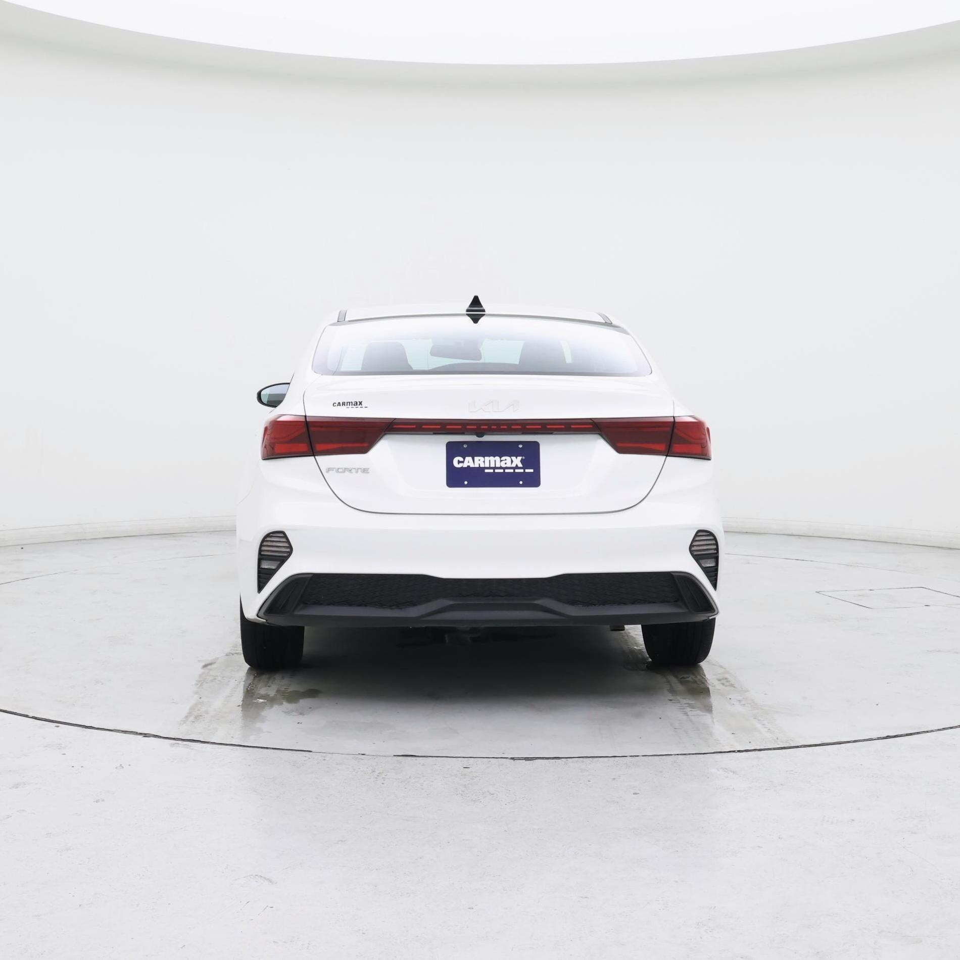 Thumbnail: 2023 Kia Forte - 6