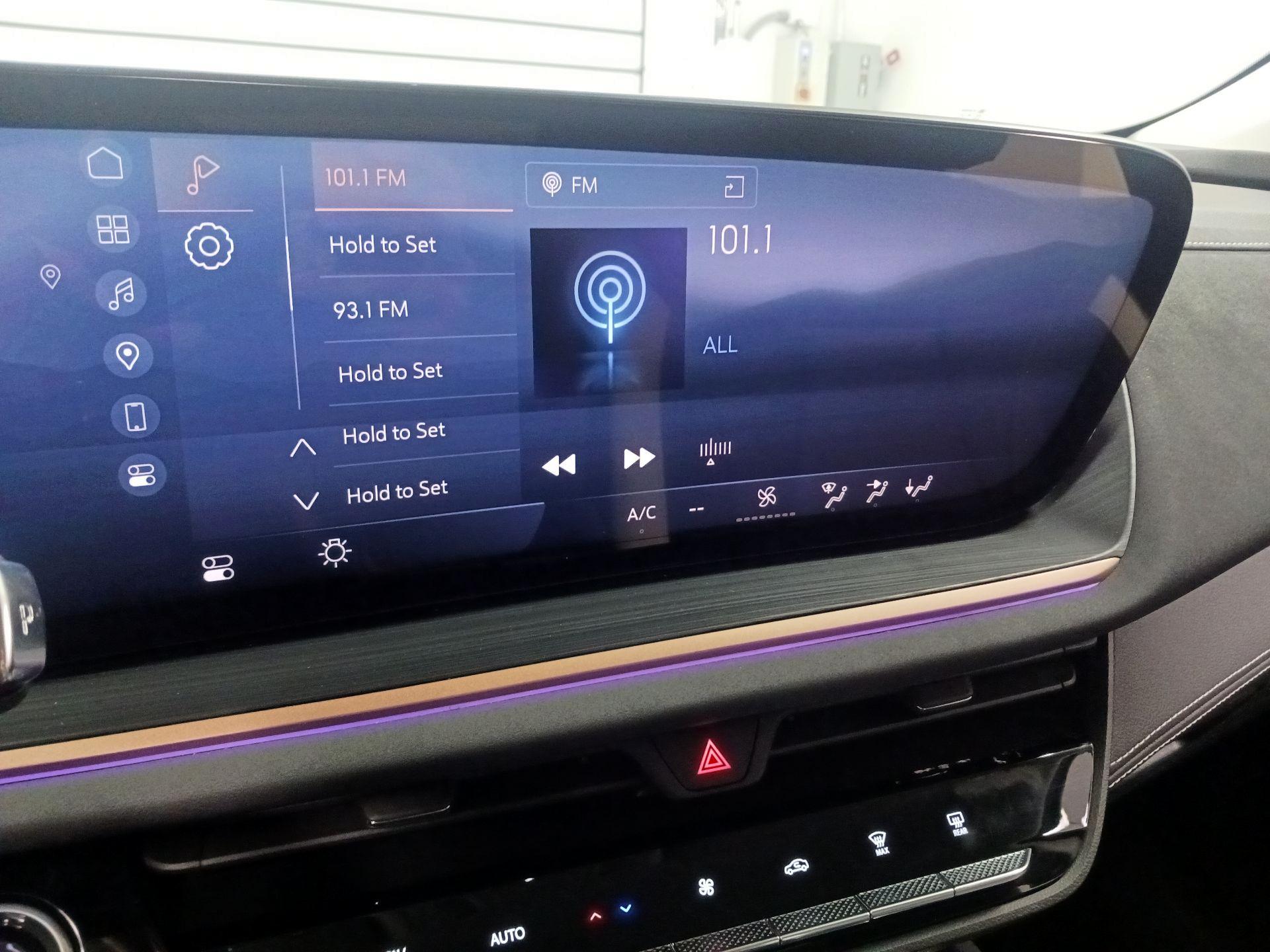 Thumbnail: 2025 Buick Envision - 12