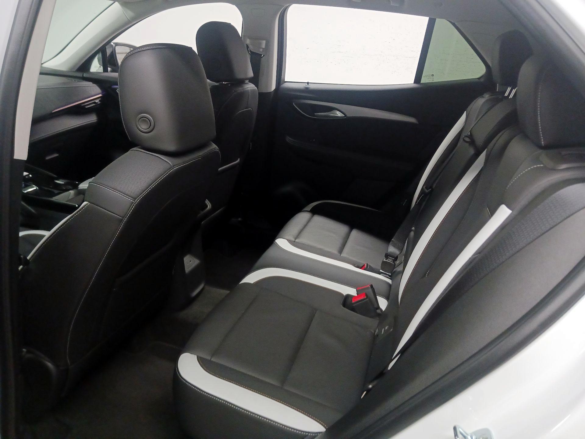 Thumbnail: 2025 Buick Envision - 15