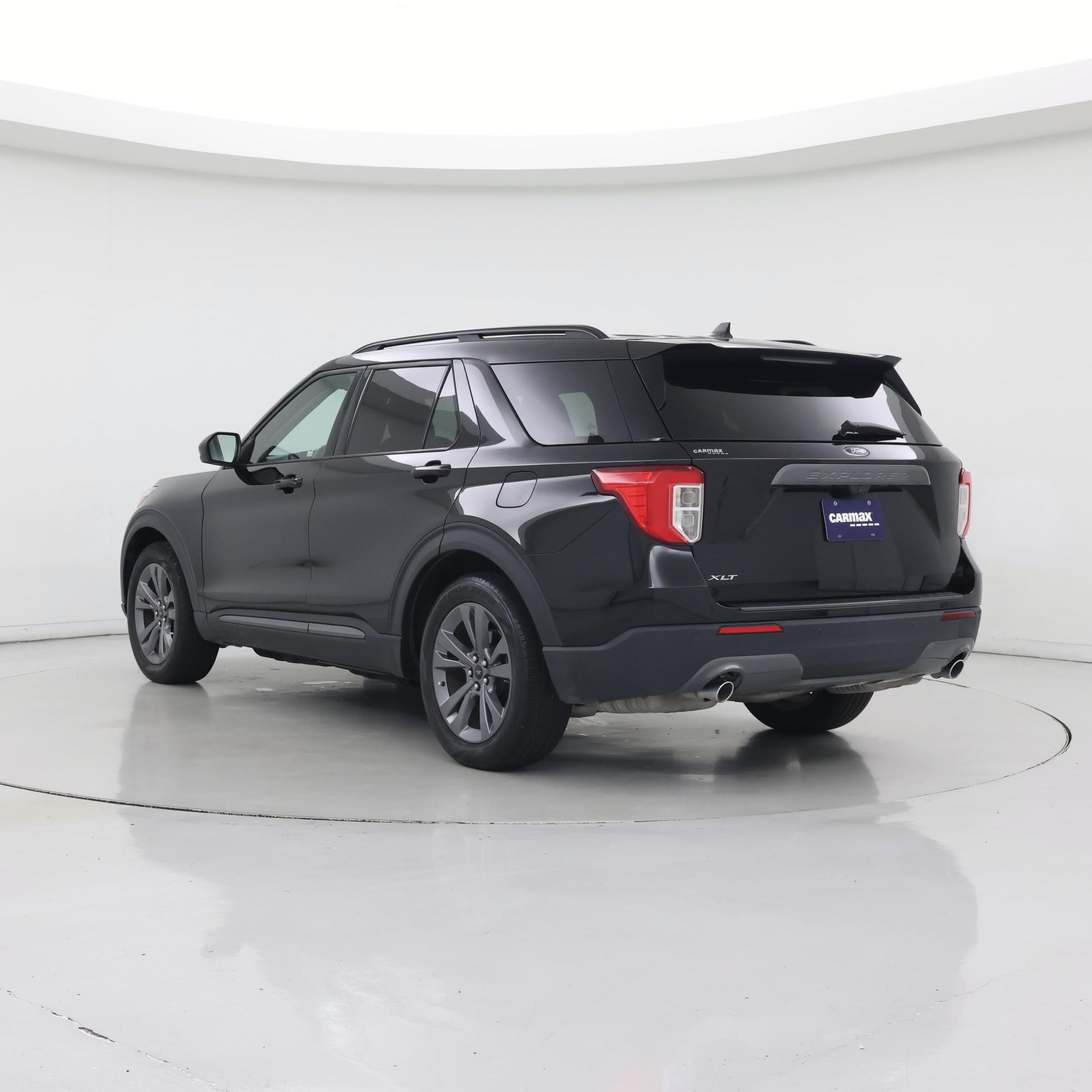 Thumbnail: 2022 Ford Explorer - 2