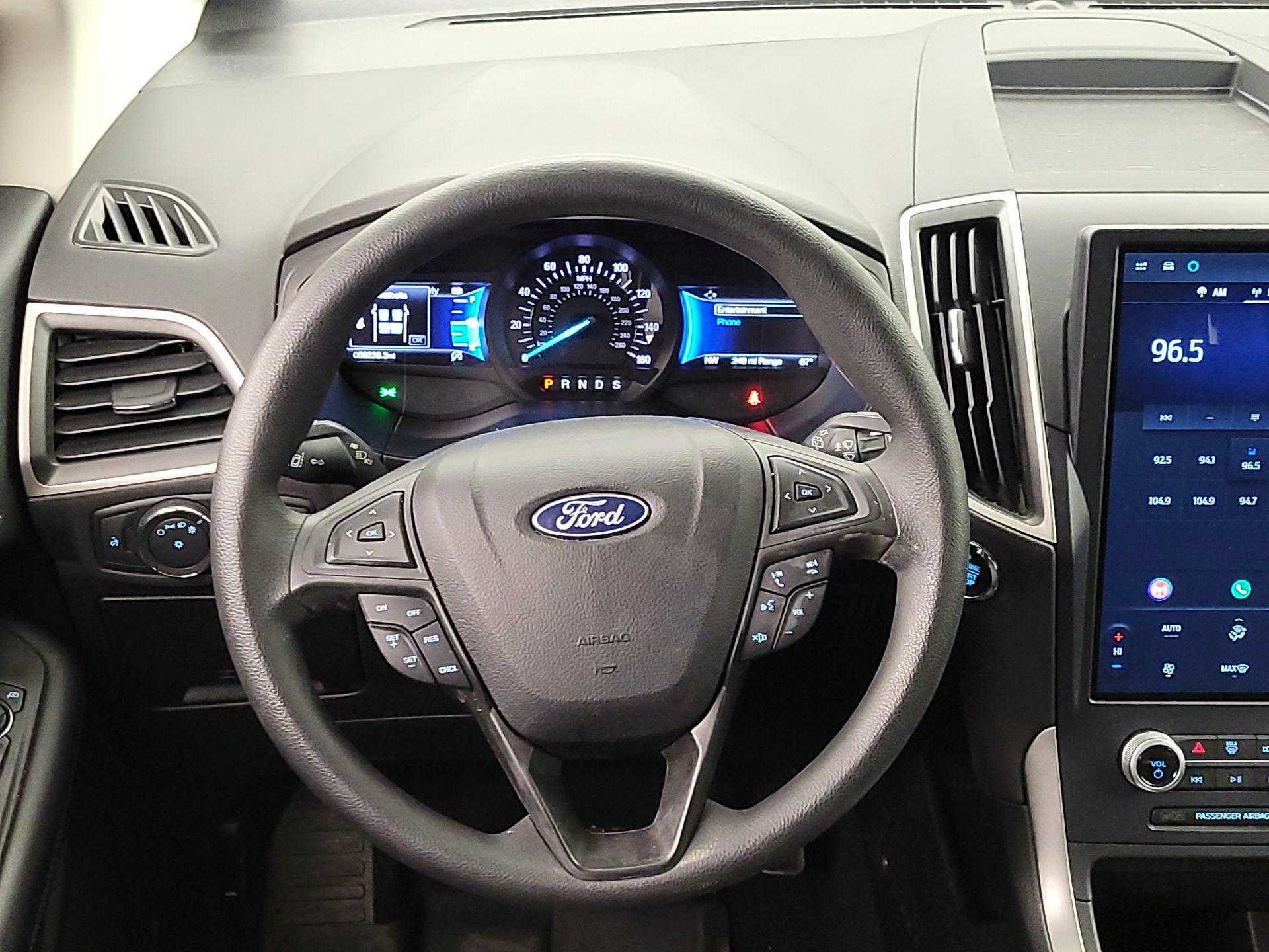 Thumbnail: 2022 Ford Edge - 10