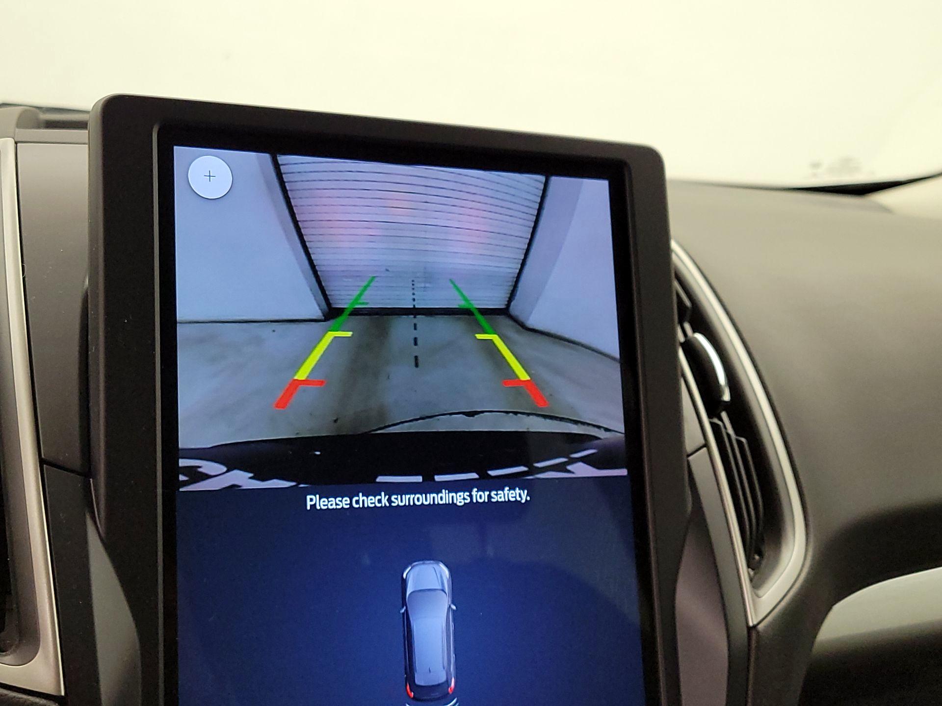 Thumbnail: 2022 Ford Edge - 14