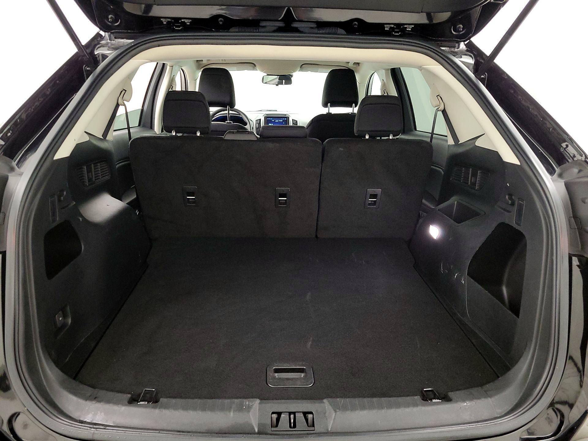 Thumbnail: 2022 Ford Edge - 20